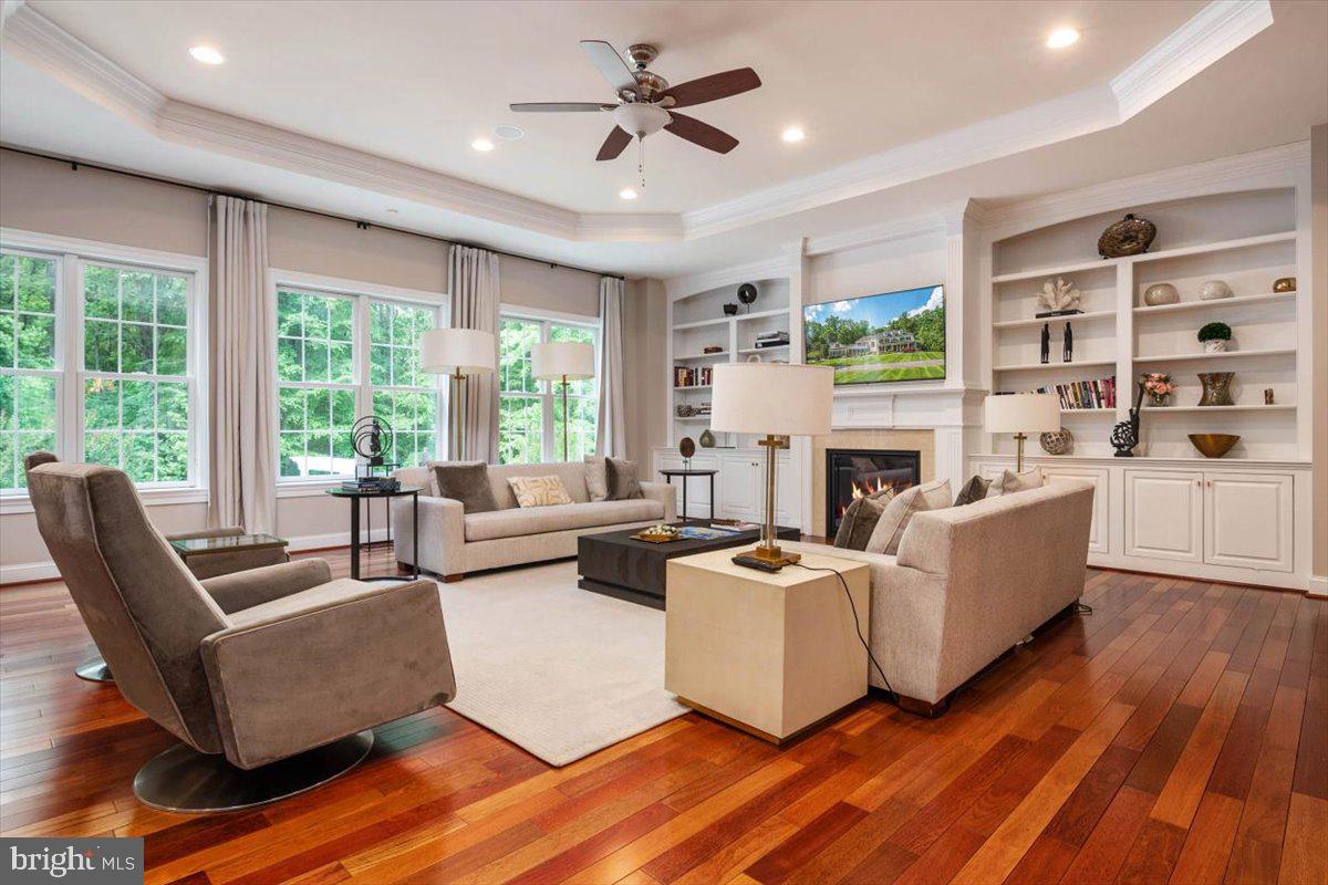 DAVIDSONVILLE - Residential