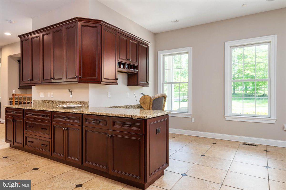 DAVIDSONVILLE - Residential