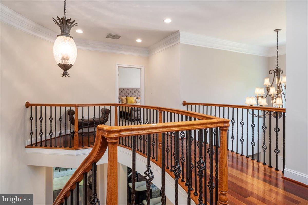 DAVIDSONVILLE - Residential