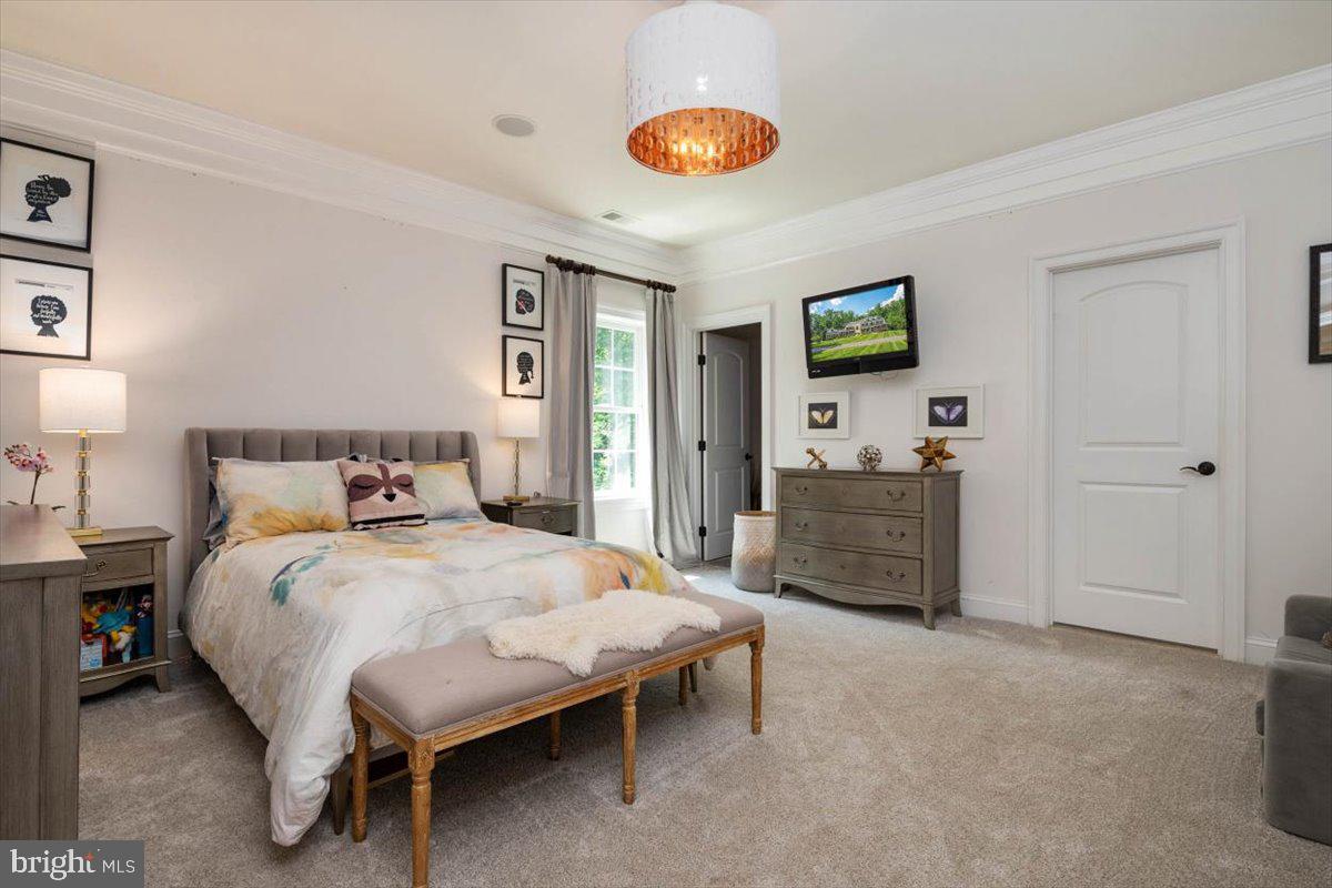 DAVIDSONVILLE - Residential