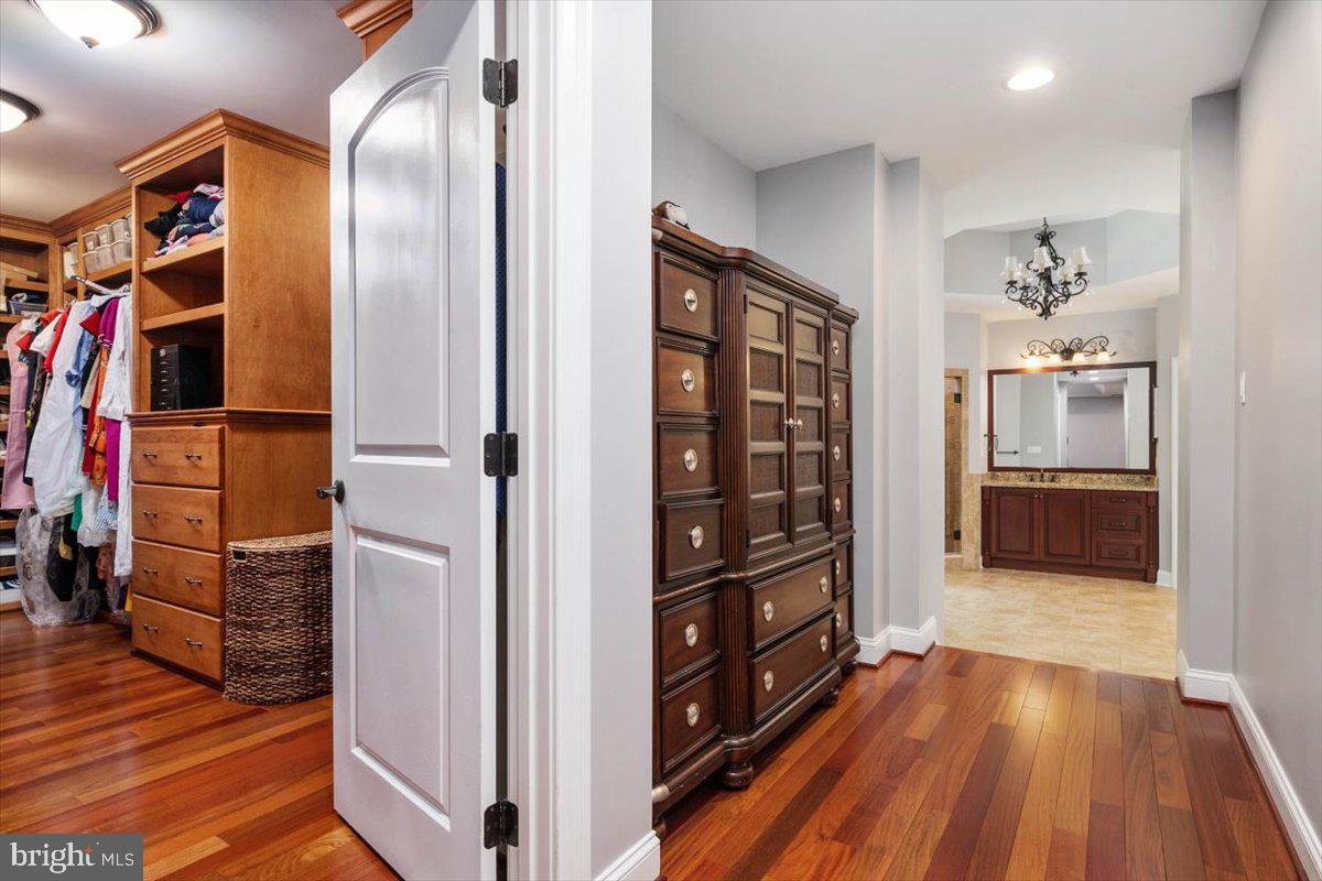 DAVIDSONVILLE - Residential