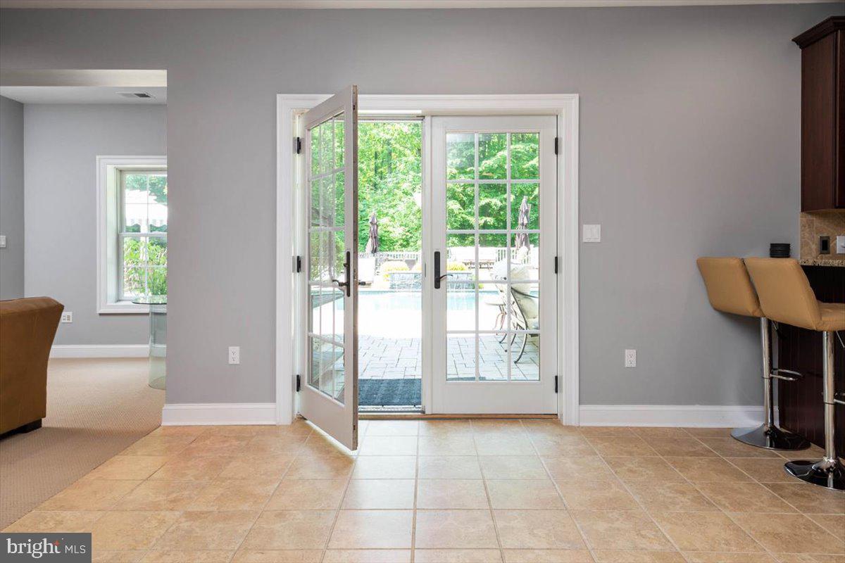 DAVIDSONVILLE - Residential