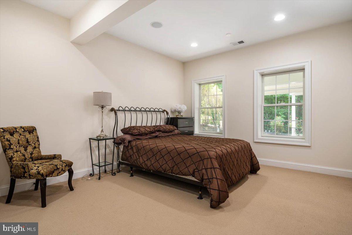 DAVIDSONVILLE - Residential