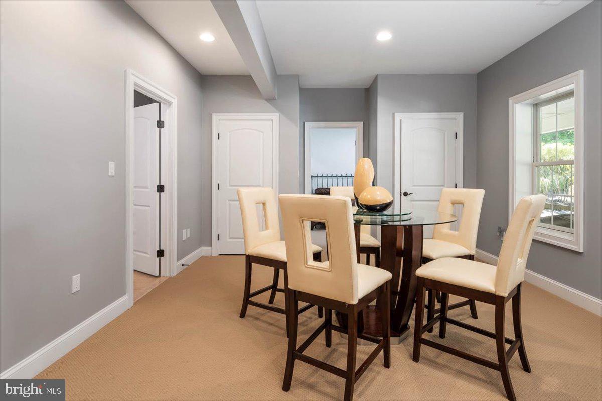 DAVIDSONVILLE - Residential