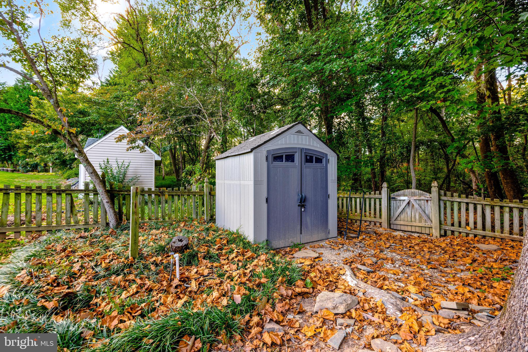 BRITTINGHAM - Residential