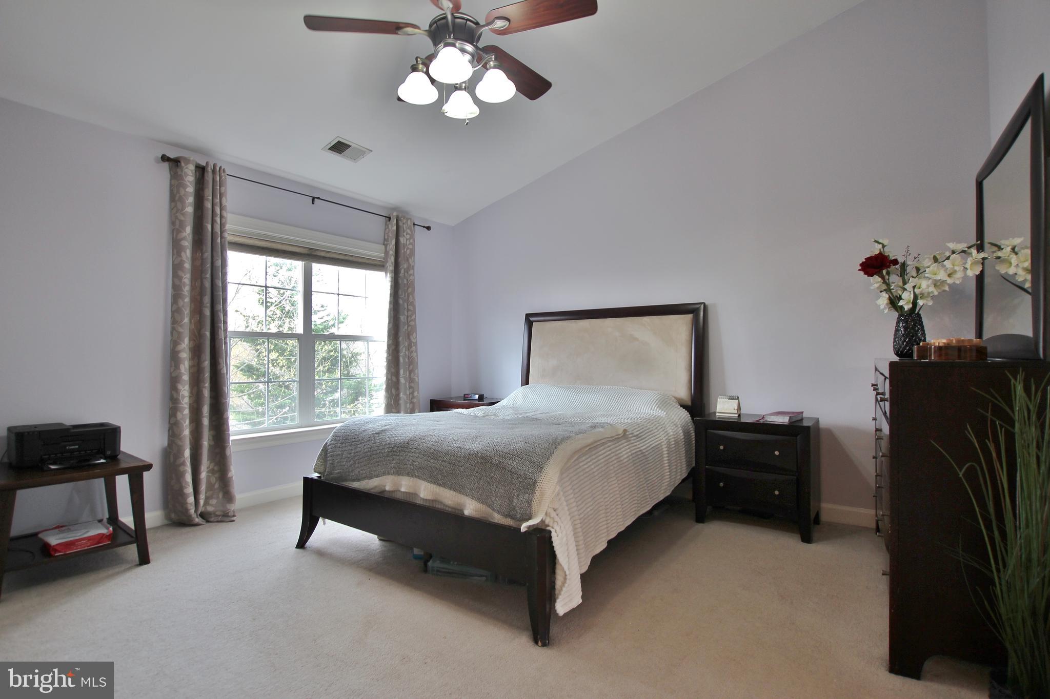 RIVERSIDE STATION - Residential