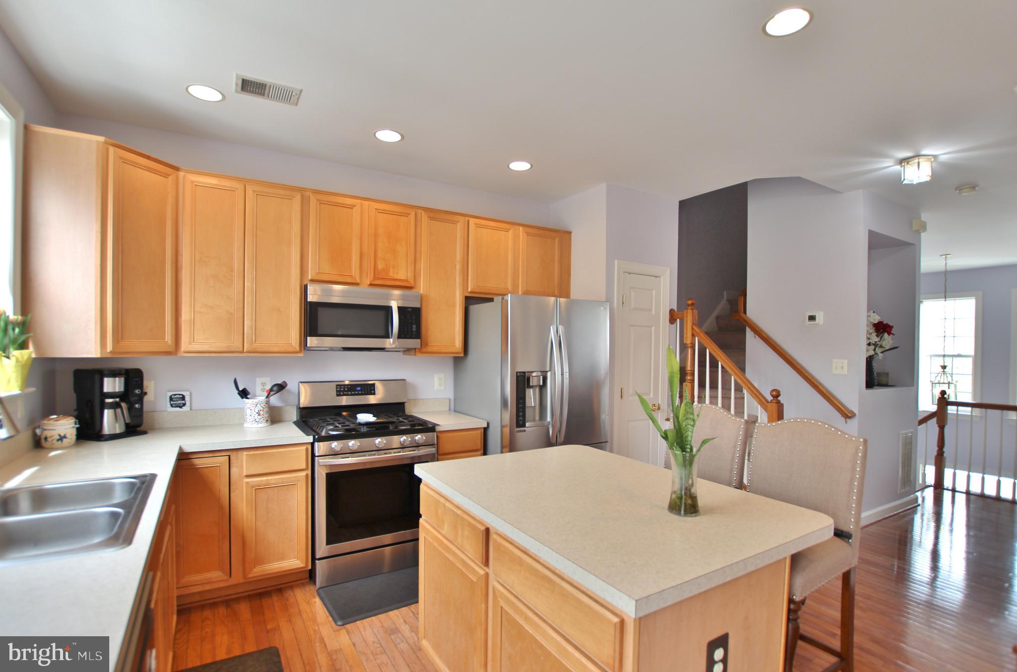 RIVERSIDE STATION - Residential