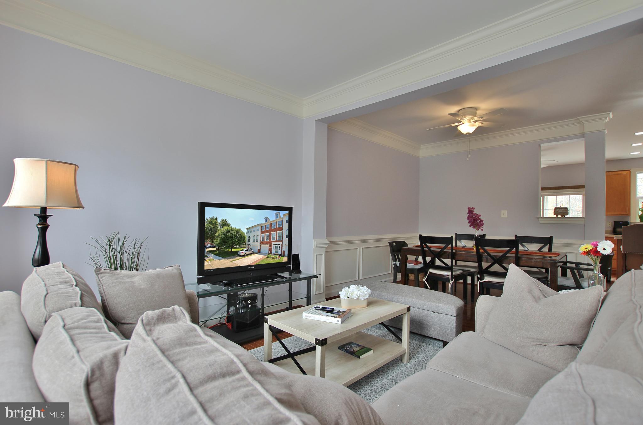 RIVERSIDE STATION - Residential