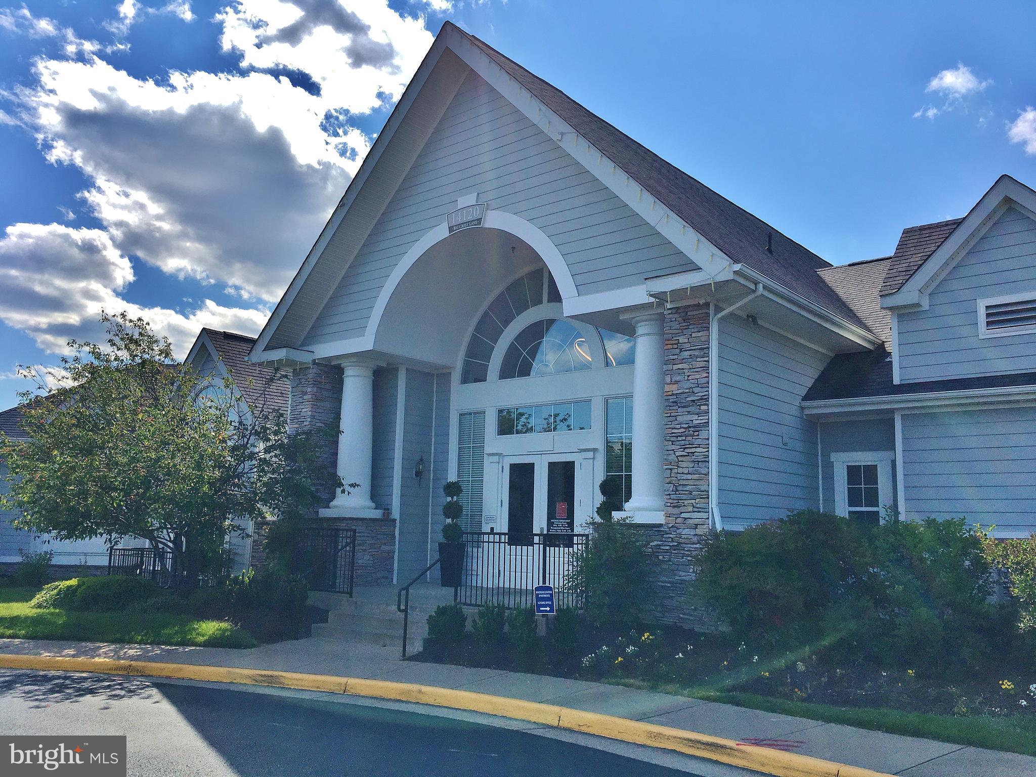 RIVERSIDE STATION - Residential