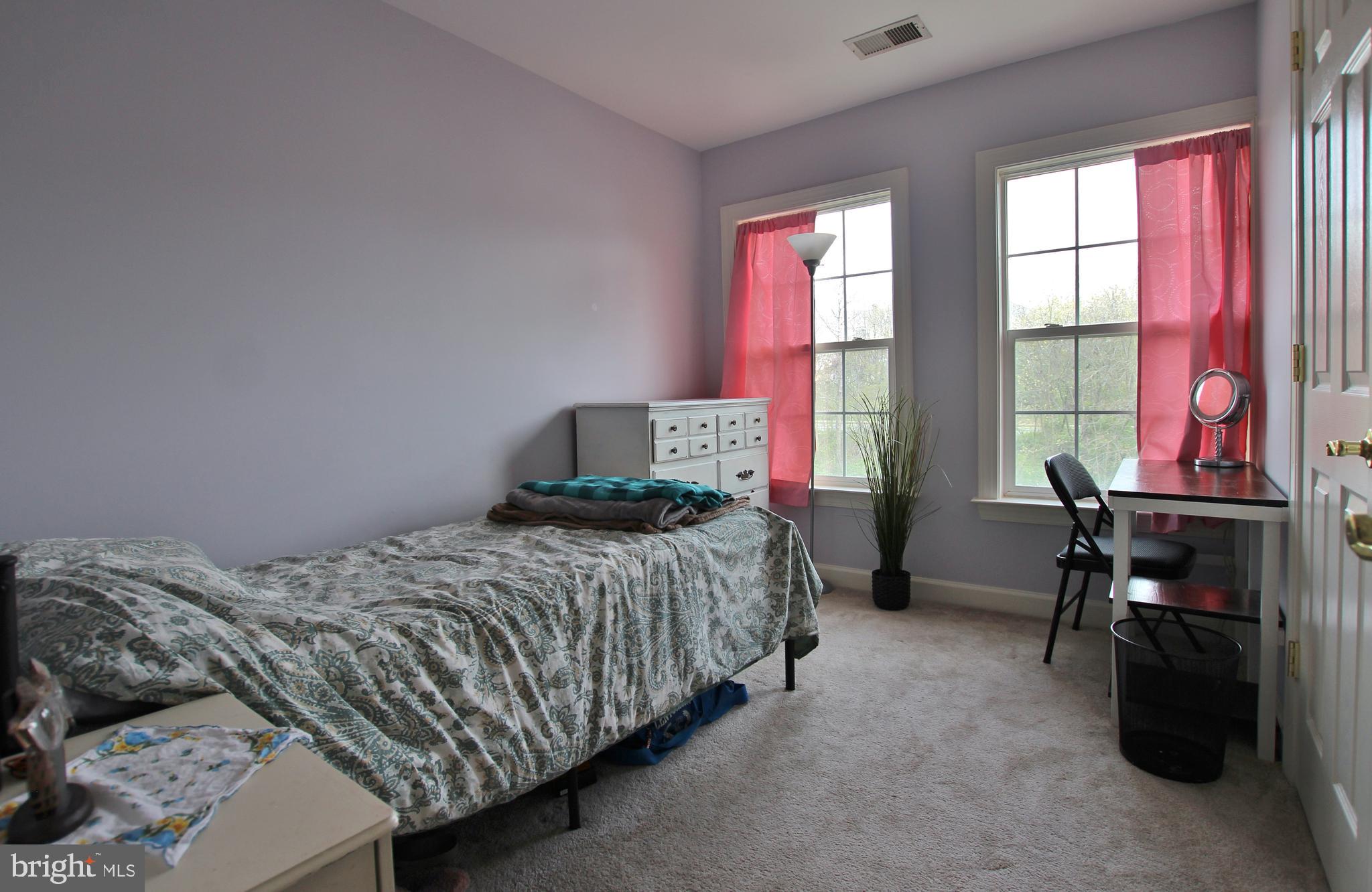 RIVERSIDE STATION - Residential