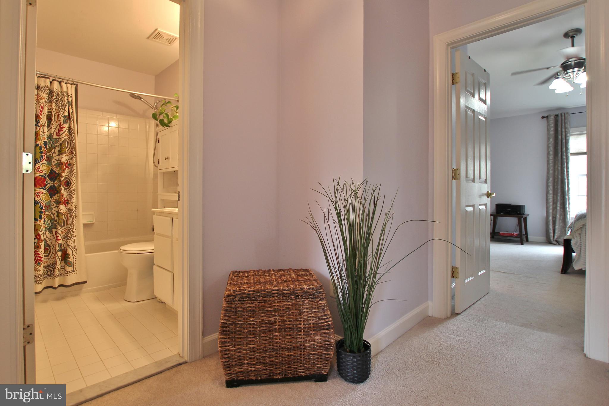 RIVERSIDE STATION - Residential