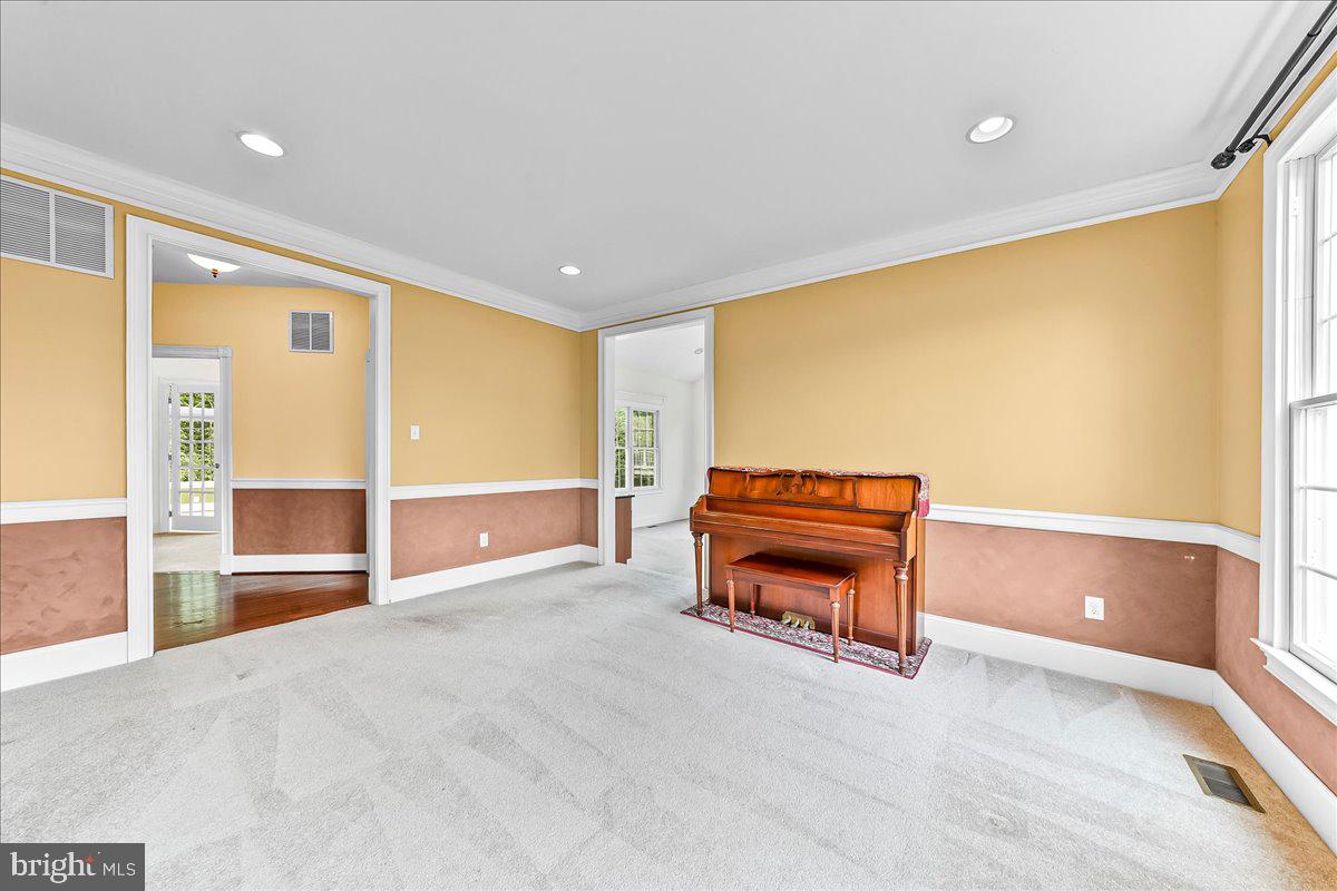 ESTS AT CHADDS FORD - Residential