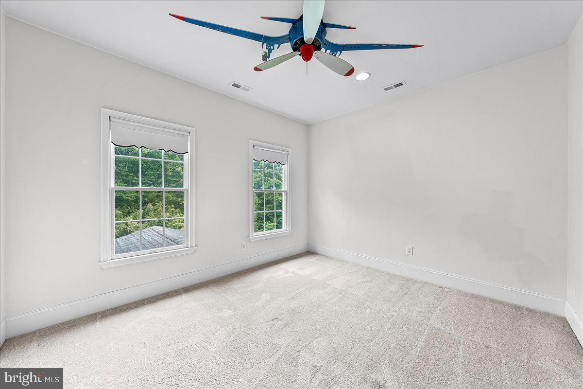 ESTS AT CHADDS FORD - Residential
