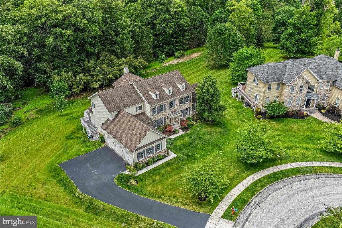 ESTS AT CHADDS FORD - Residential