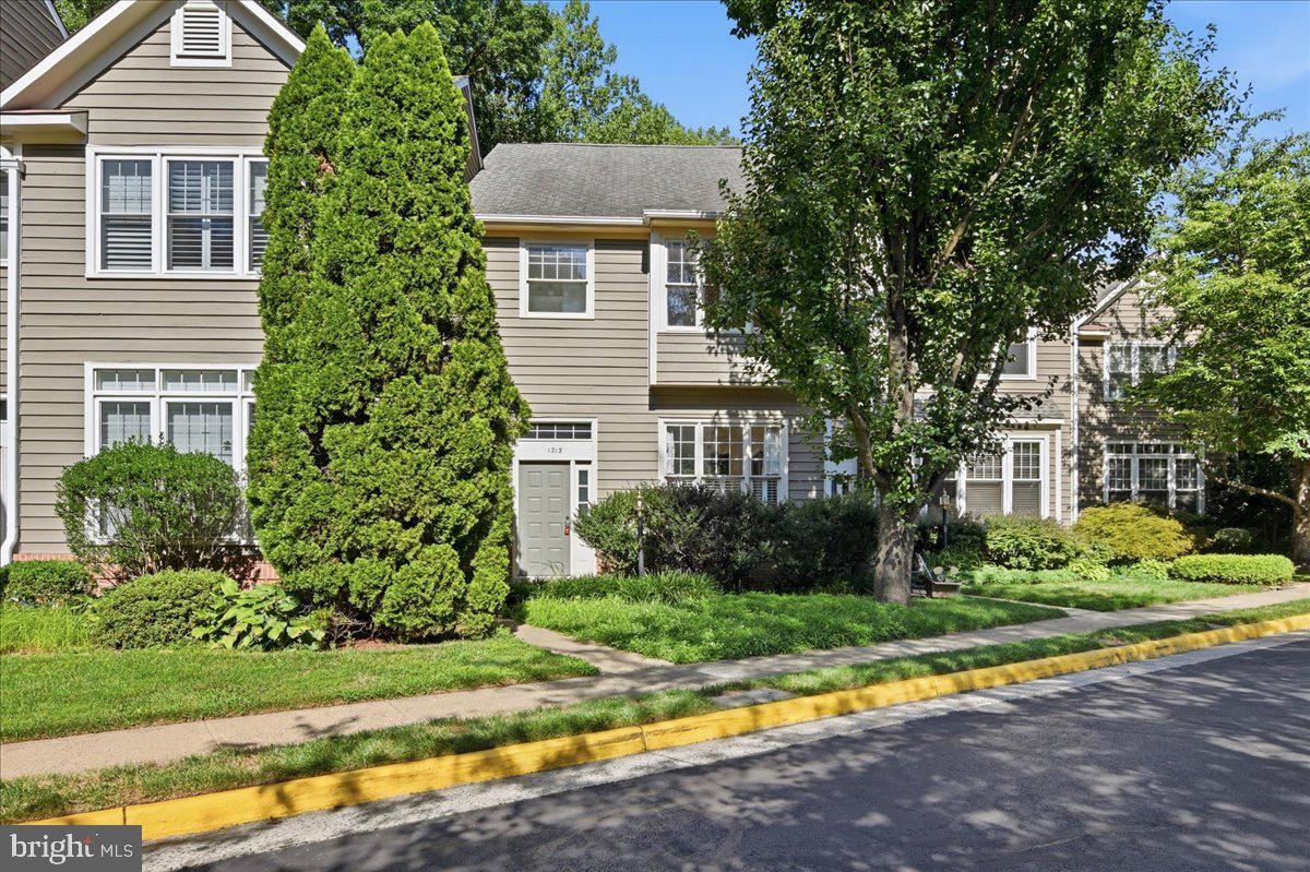 1213 WEATHERSTONE COURT