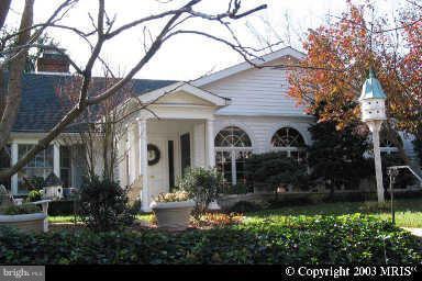 WILLET HEIGHTS - Residential Lease