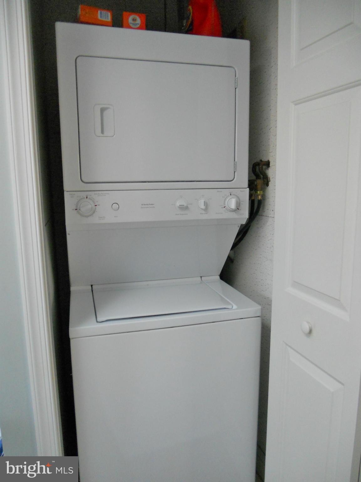 WILLET HEIGHTS - Residential Lease