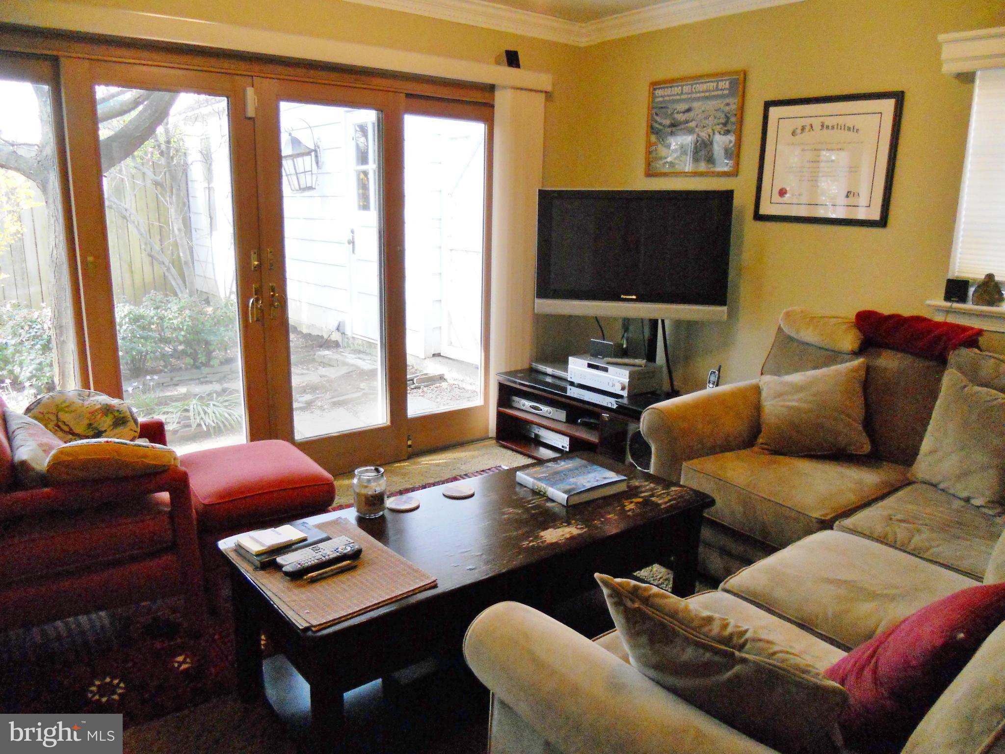 WILLET HEIGHTS - Residential Lease