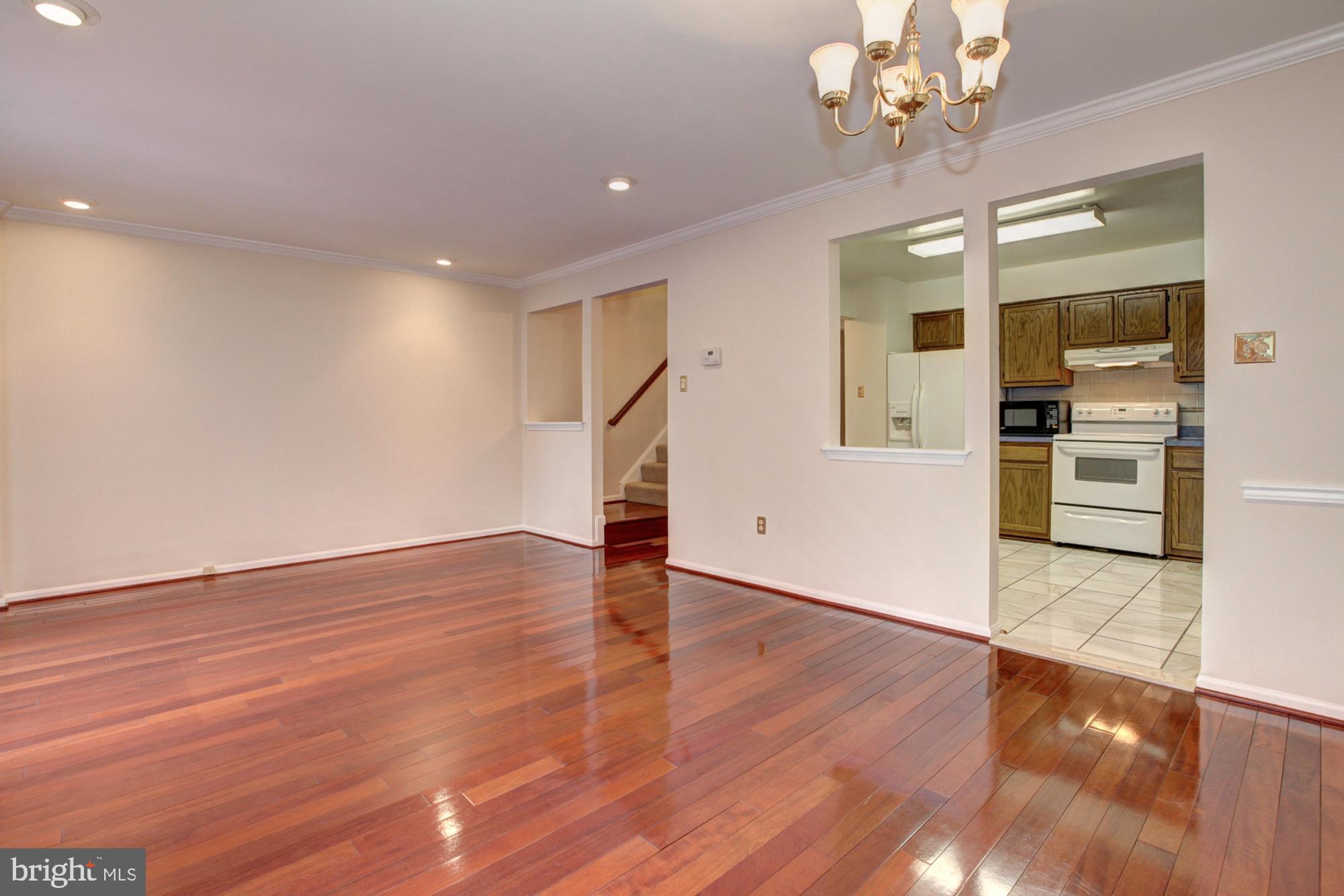 LONGMEAD CROSSING - Residential Lease