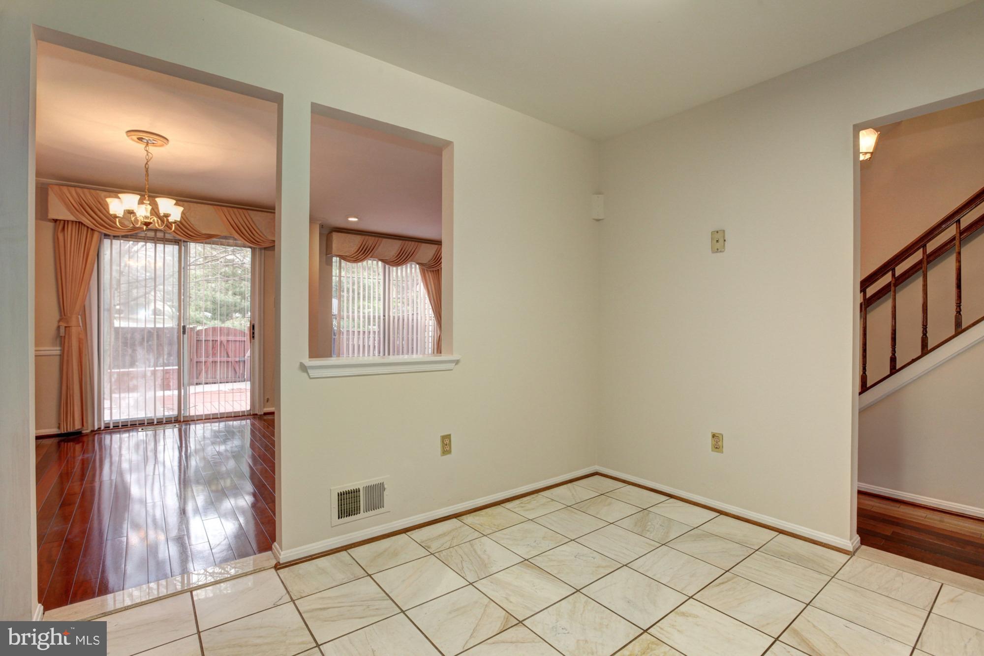 LONGMEAD CROSSING - Residential Lease