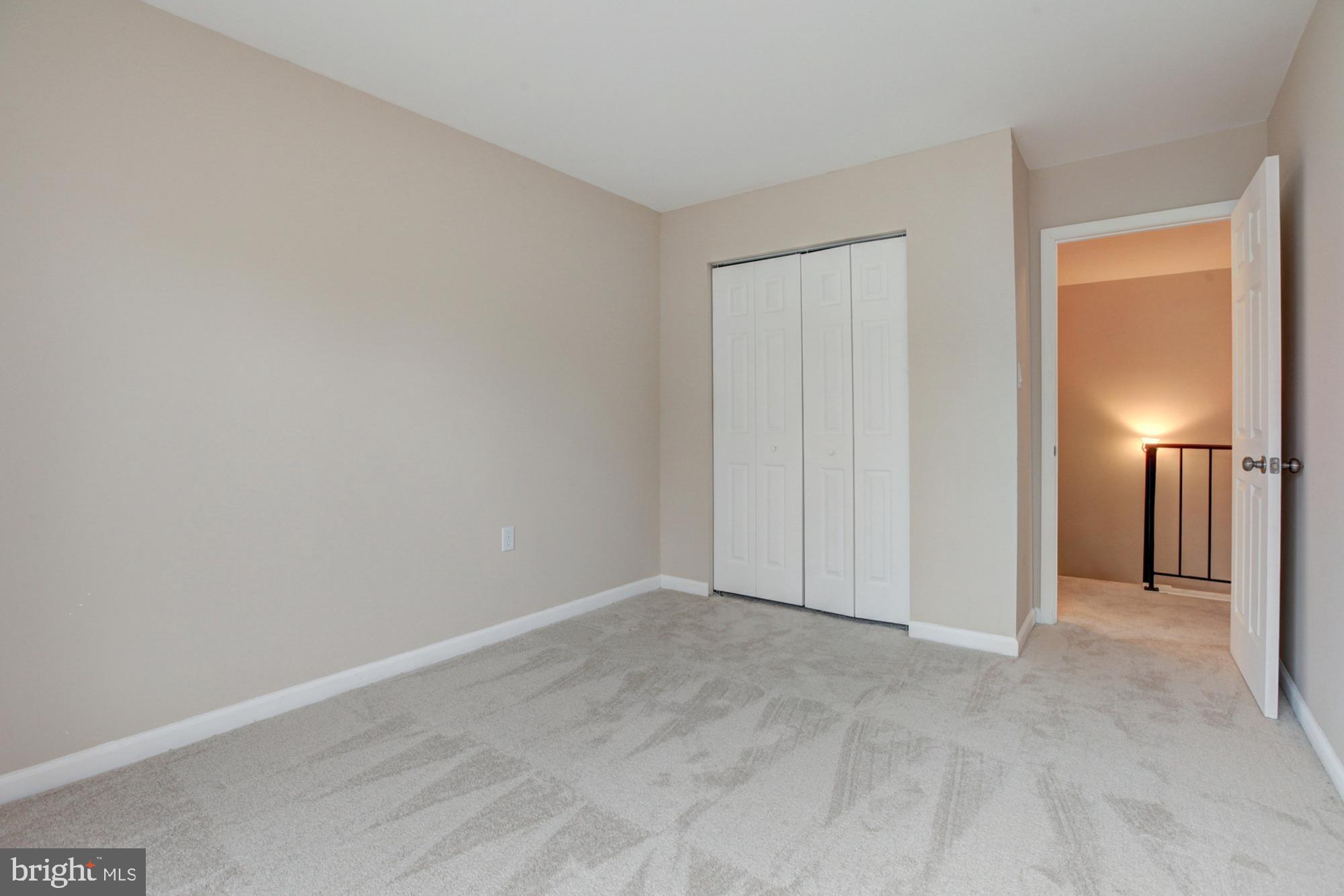 LONGMEAD CROSSING - Residential Lease