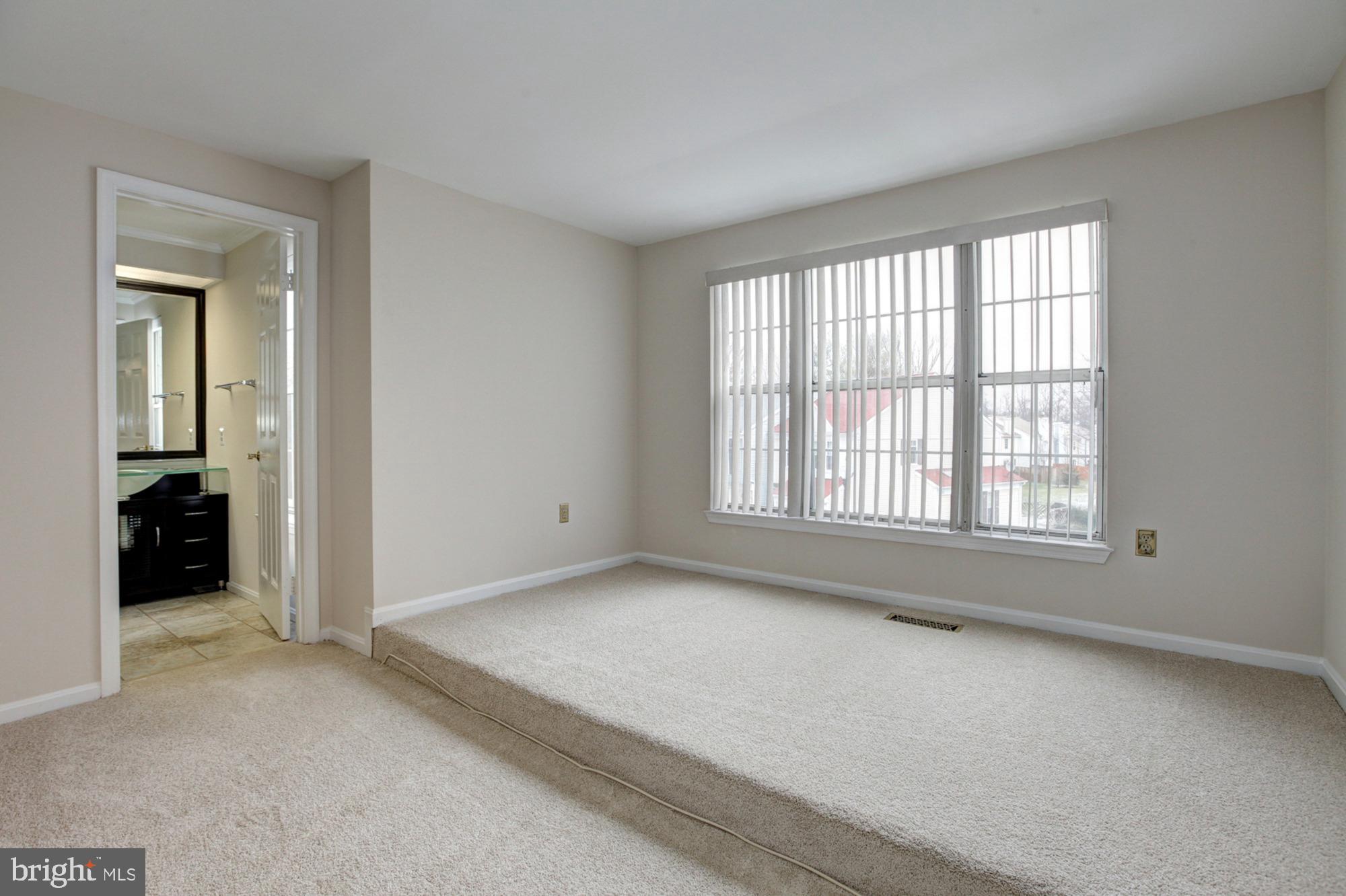 LONGMEAD CROSSING - Residential Lease