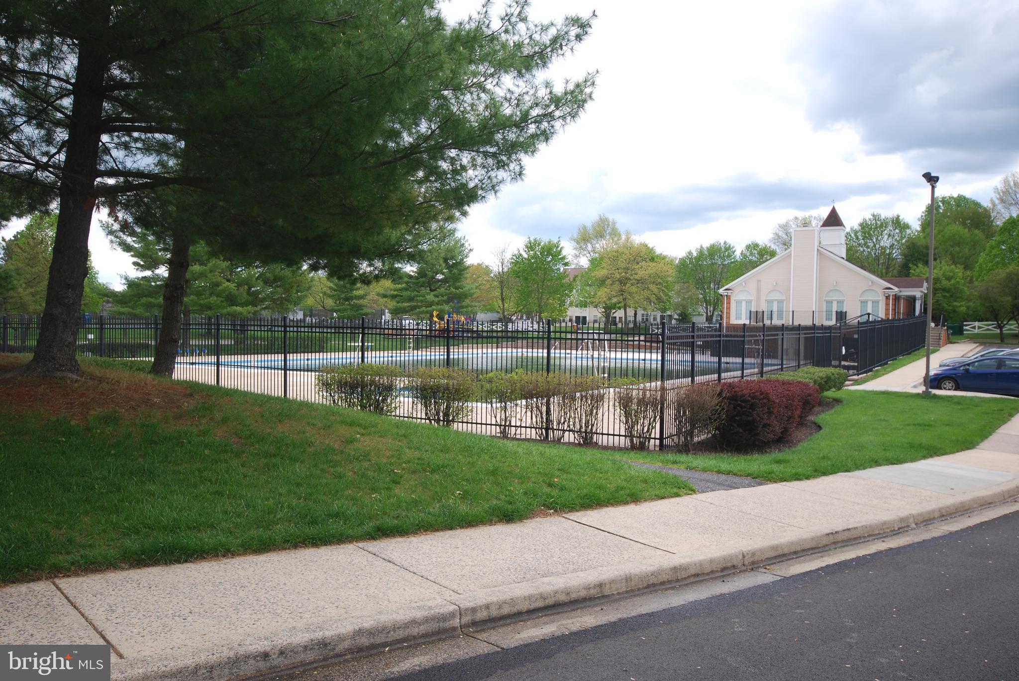 LONGMEAD CROSSING - Residential Lease