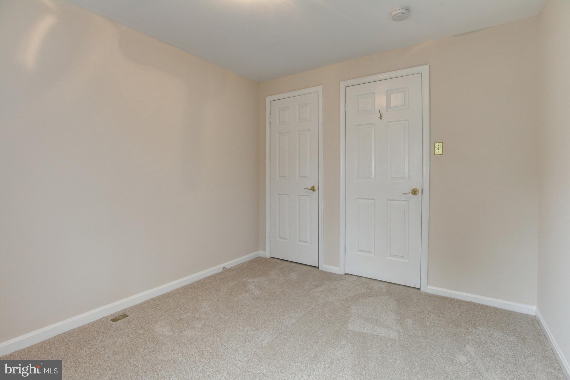 LONGMEAD CROSSING - Residential Lease