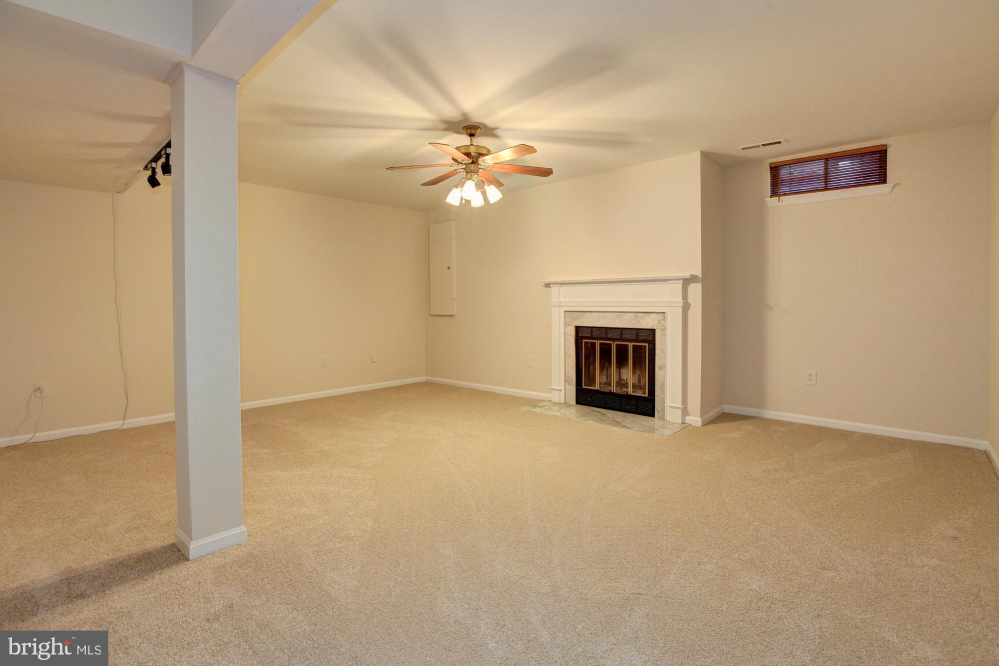 LONGMEAD CROSSING - Residential Lease