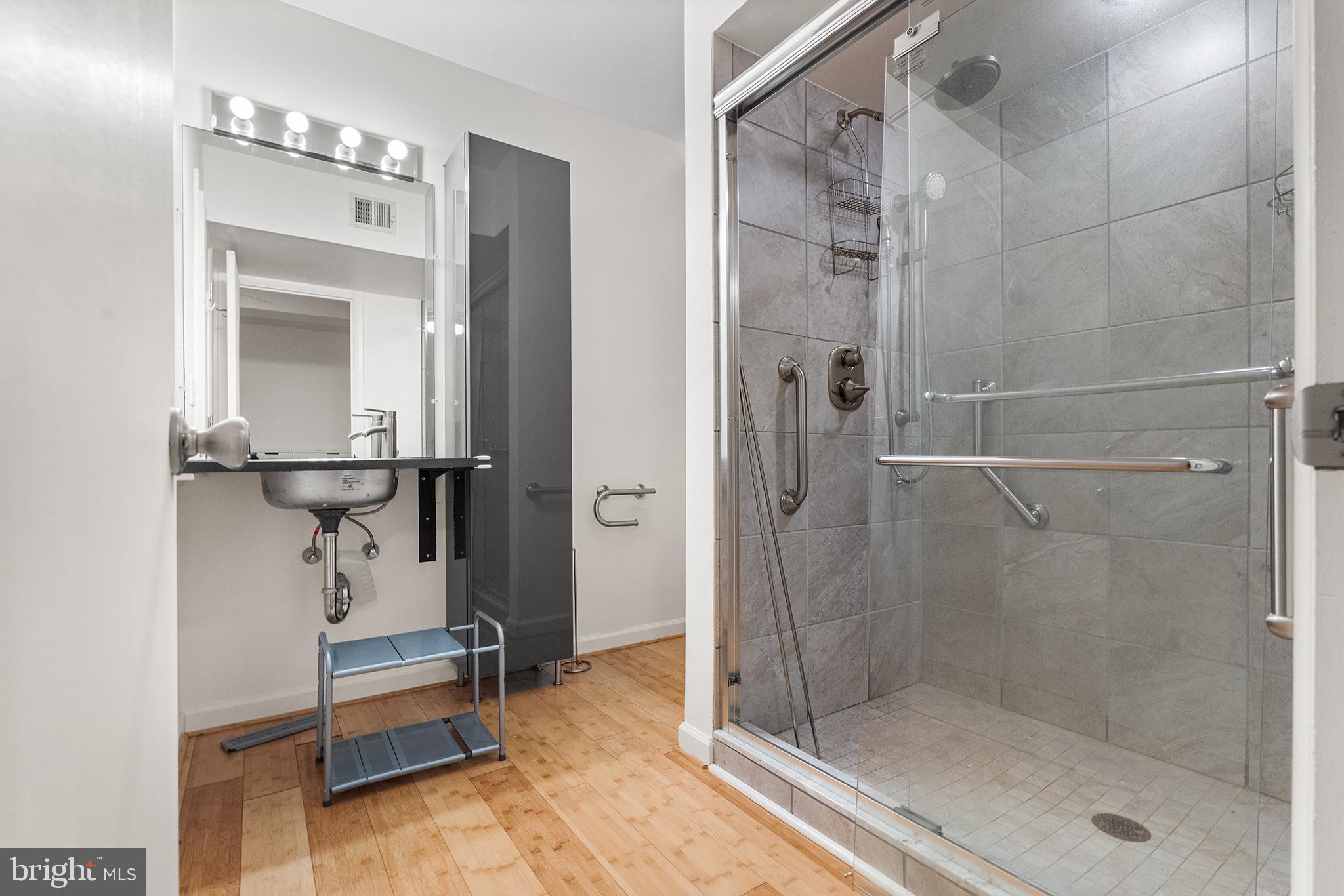 VALLEYWOOD AT FIVE FARMS - Residential