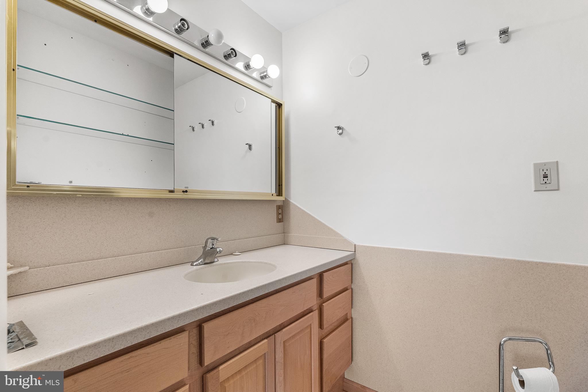 VALLEYWOOD AT FIVE FARMS - Residential