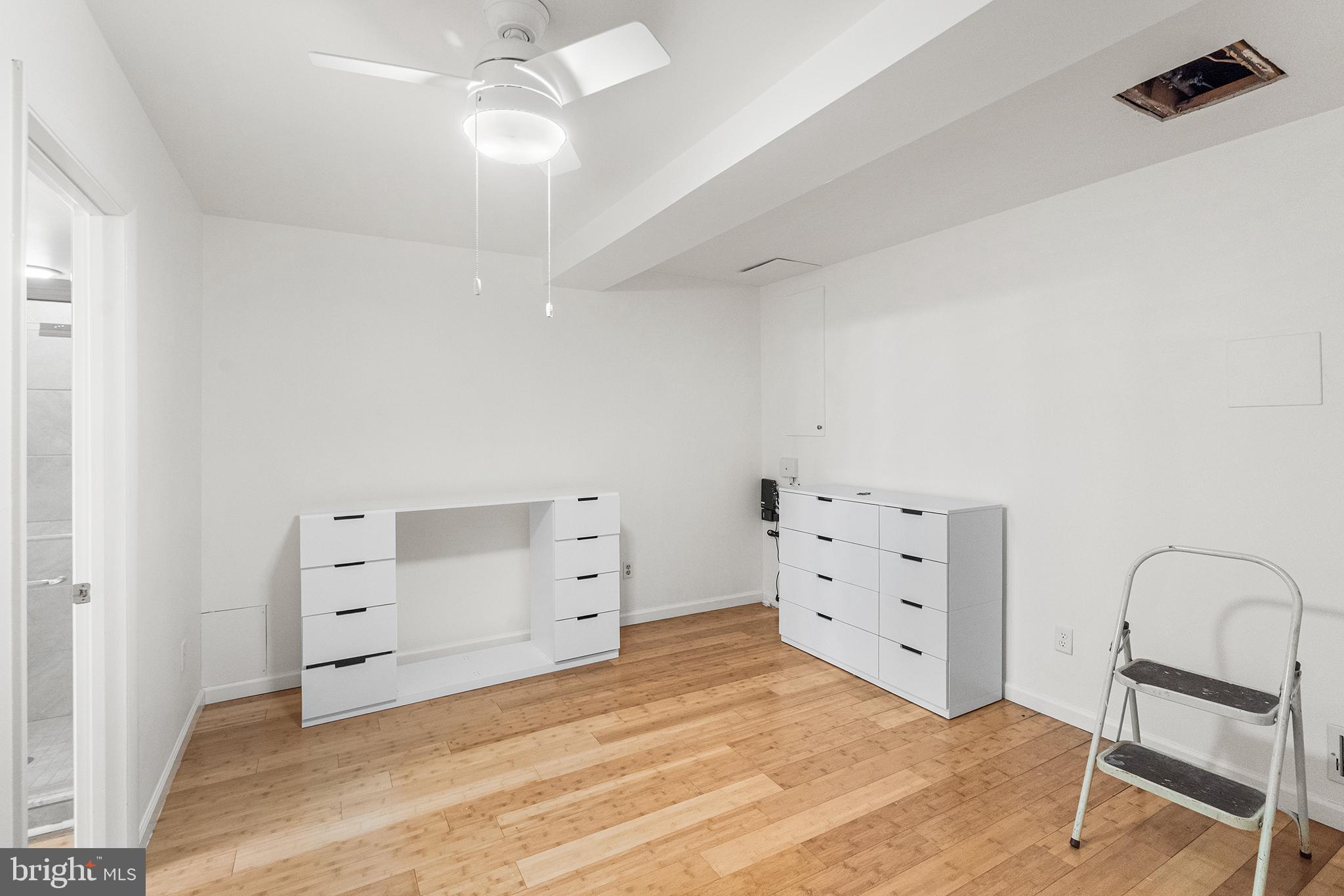 VALLEYWOOD AT FIVE FARMS - Residential