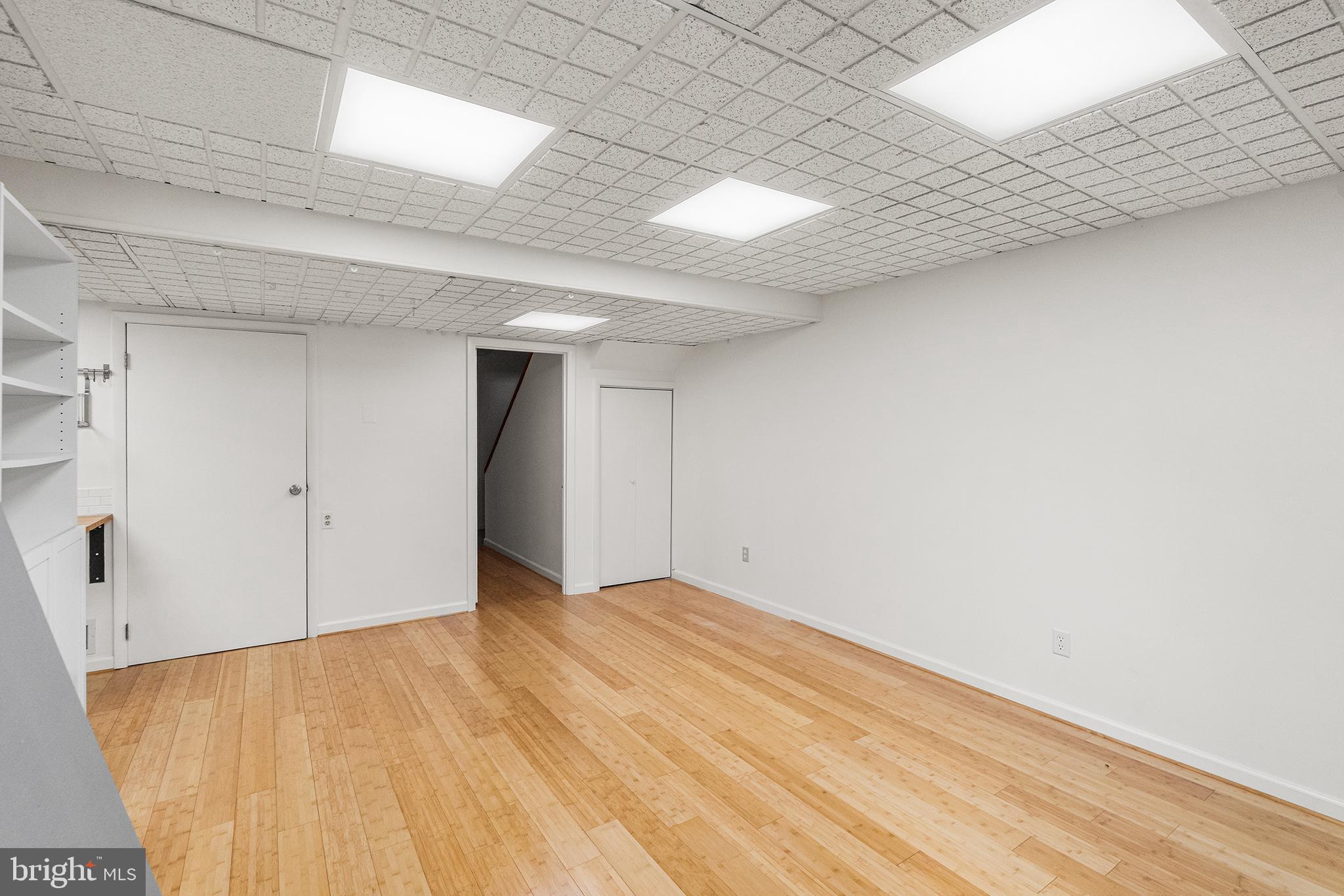 VALLEYWOOD AT FIVE FARMS - Residential