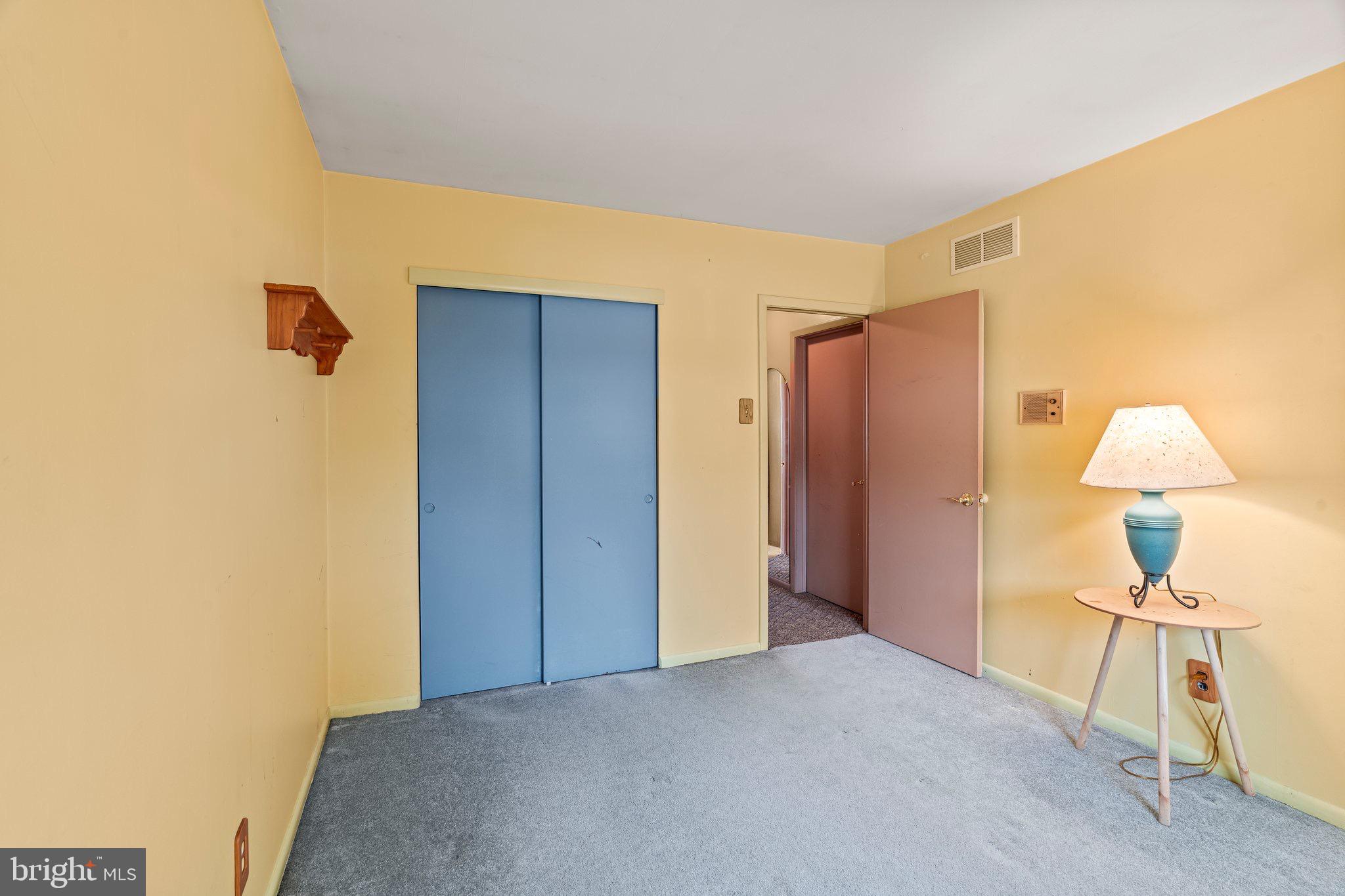 SOMERTON - Residential