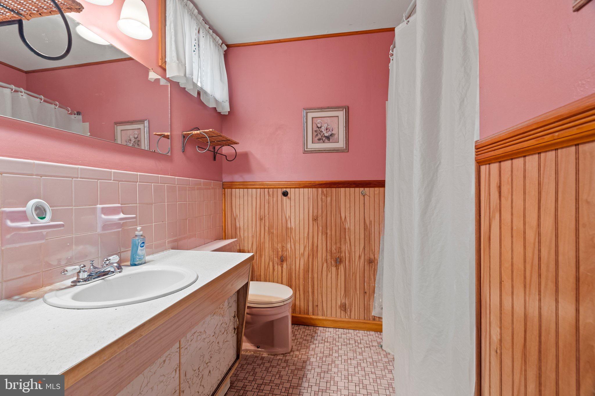 SOMERTON - Residential