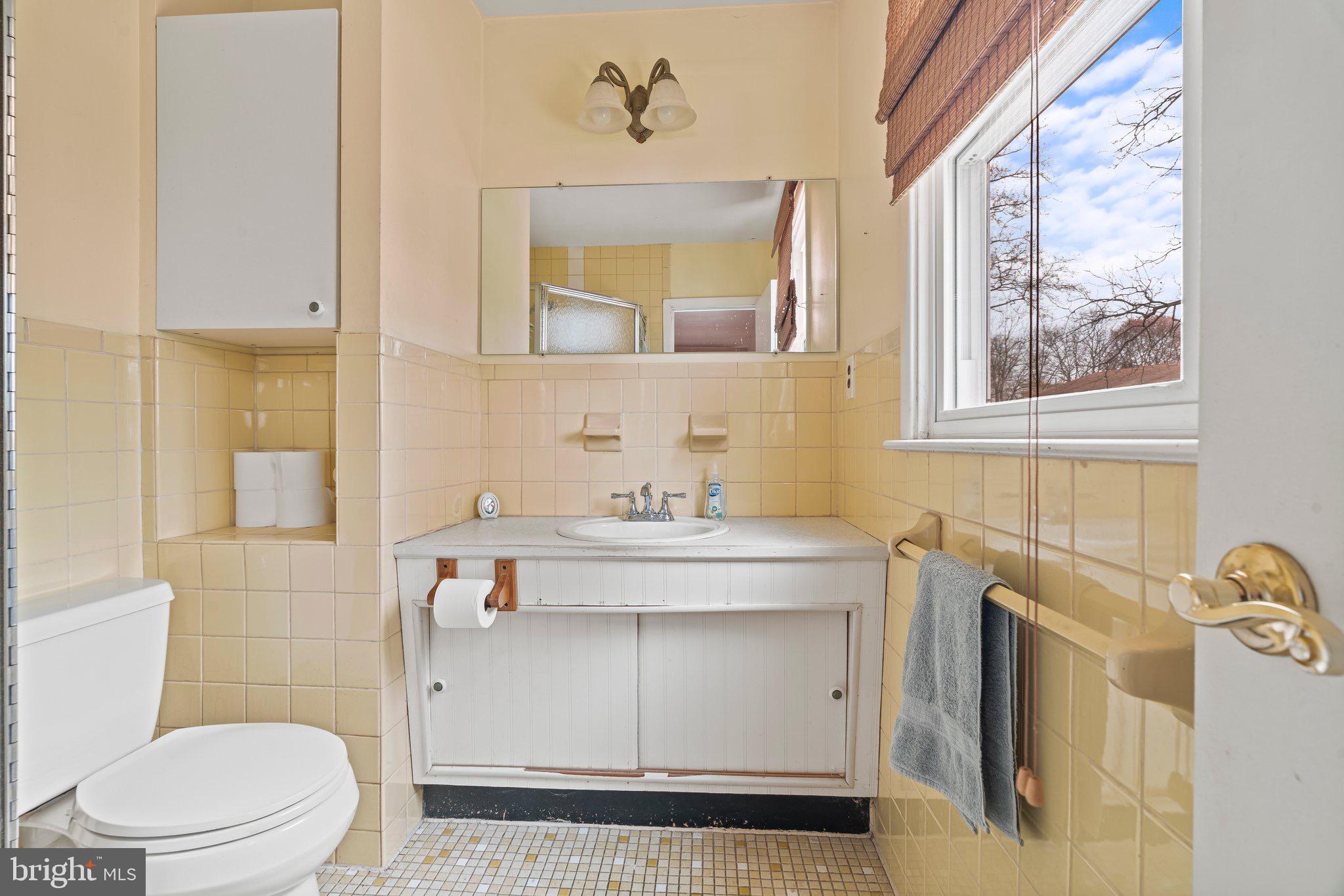 SOMERTON - Residential