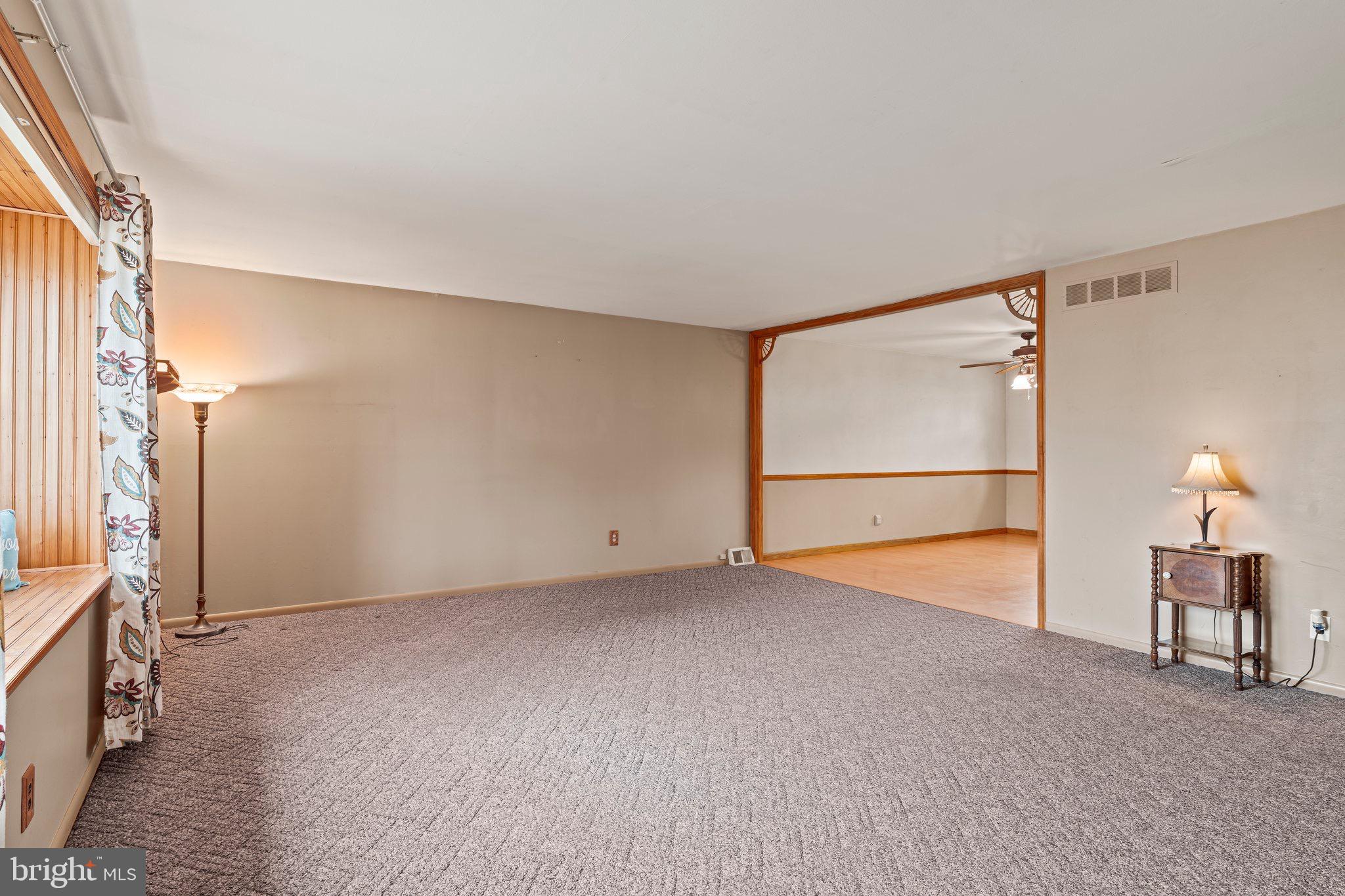 SOMERTON - Residential