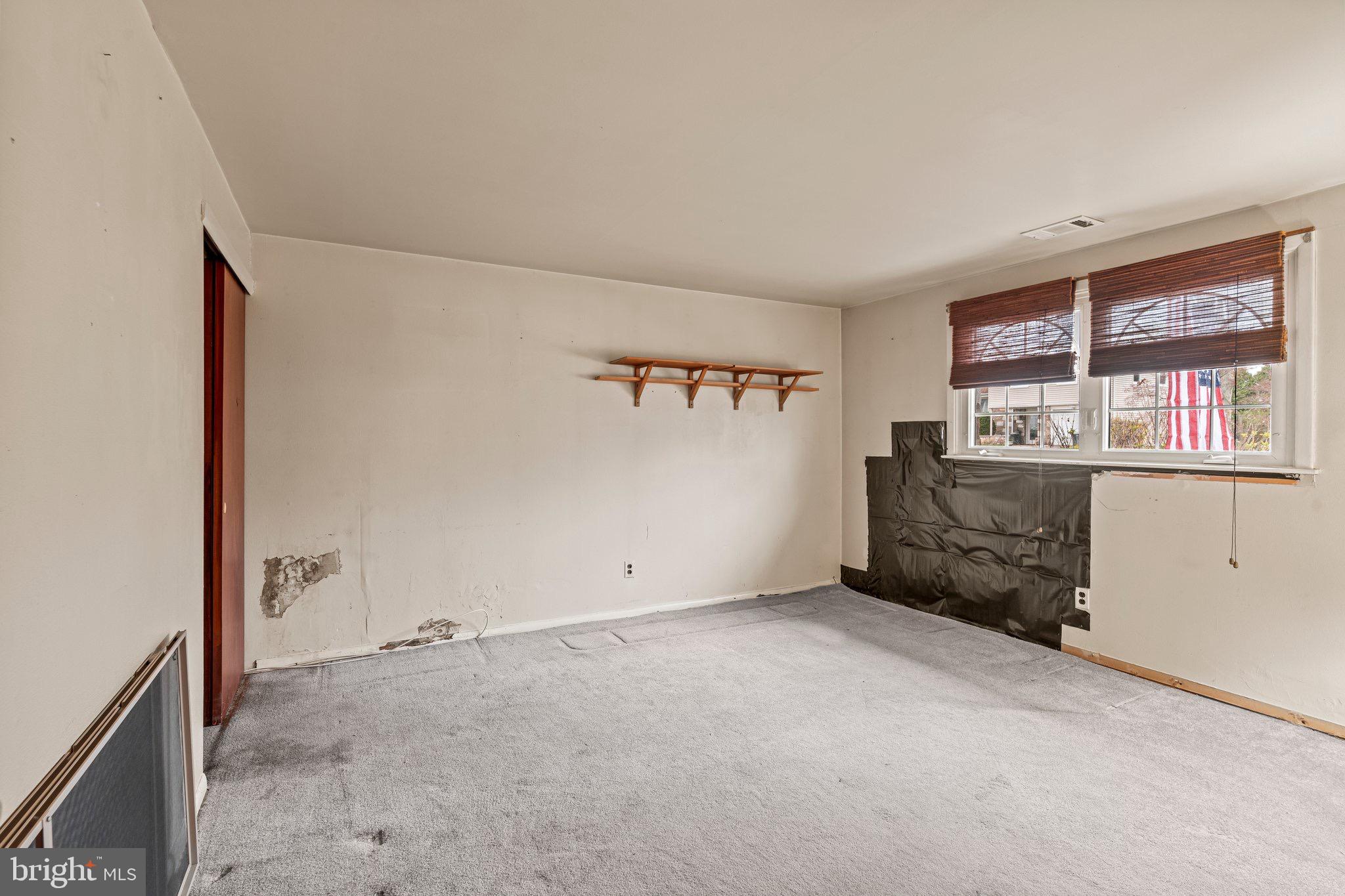 SOMERTON - Residential