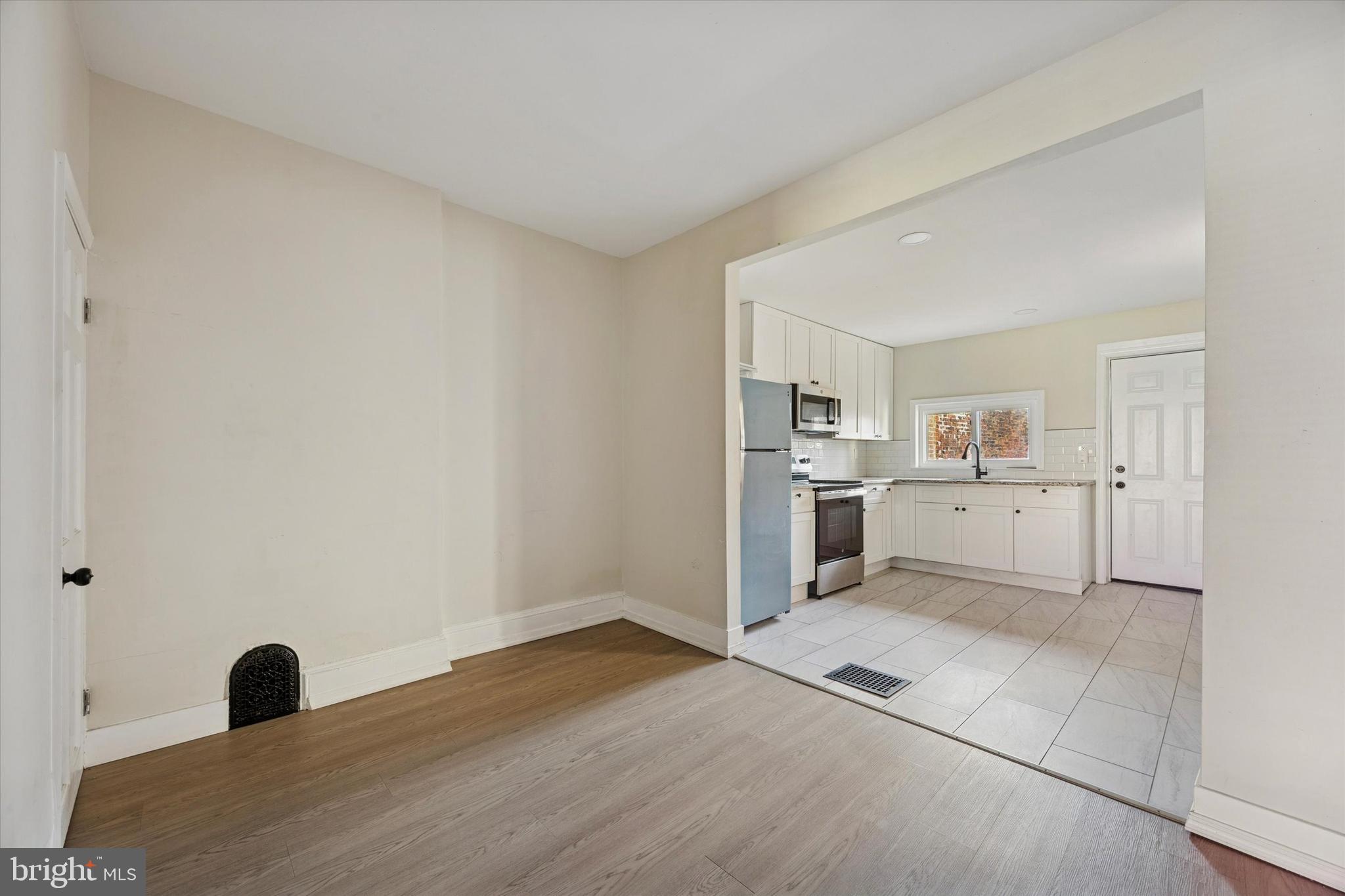 6002 W THOMPSON STREET