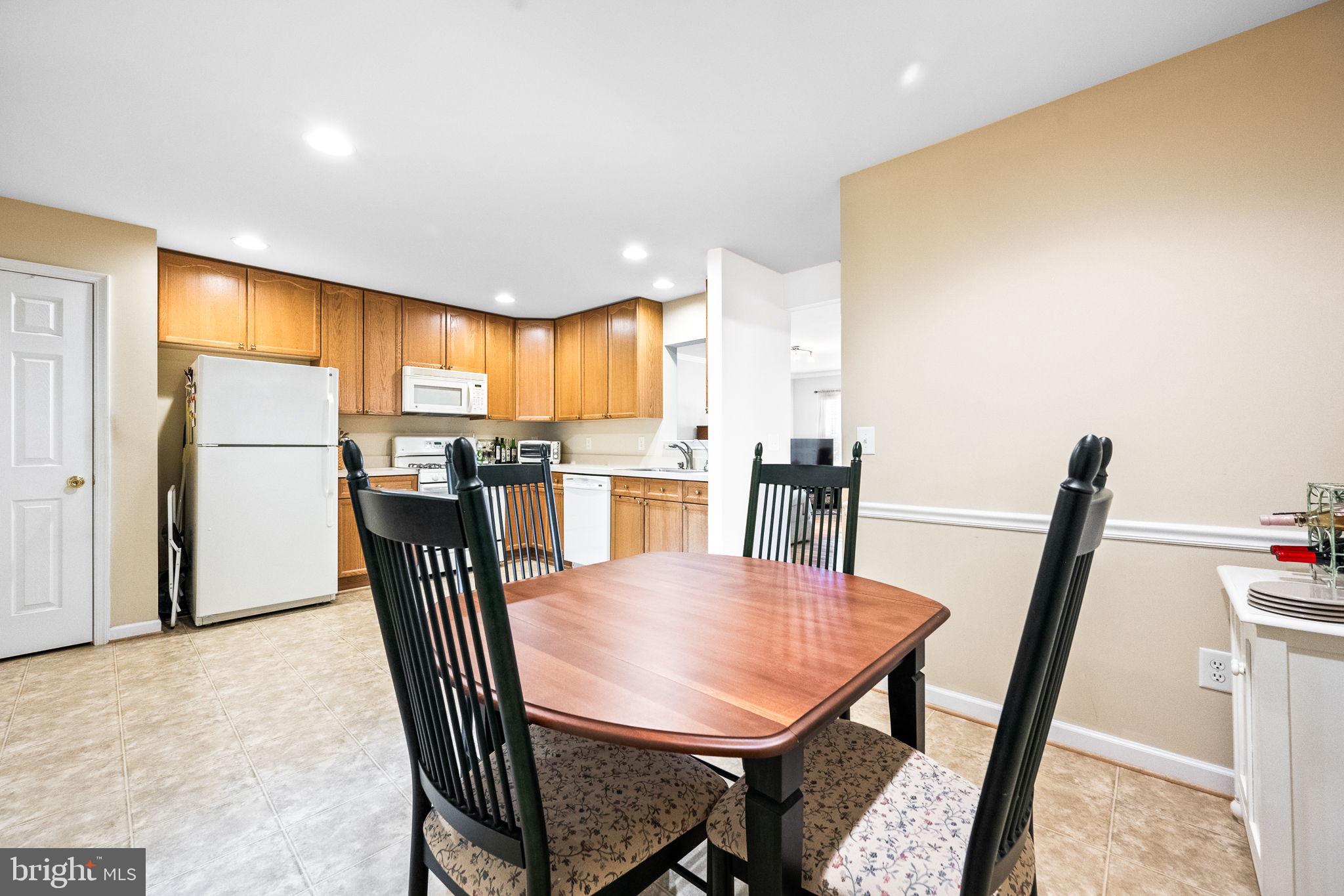 FAIRWAYS WEST - Residential