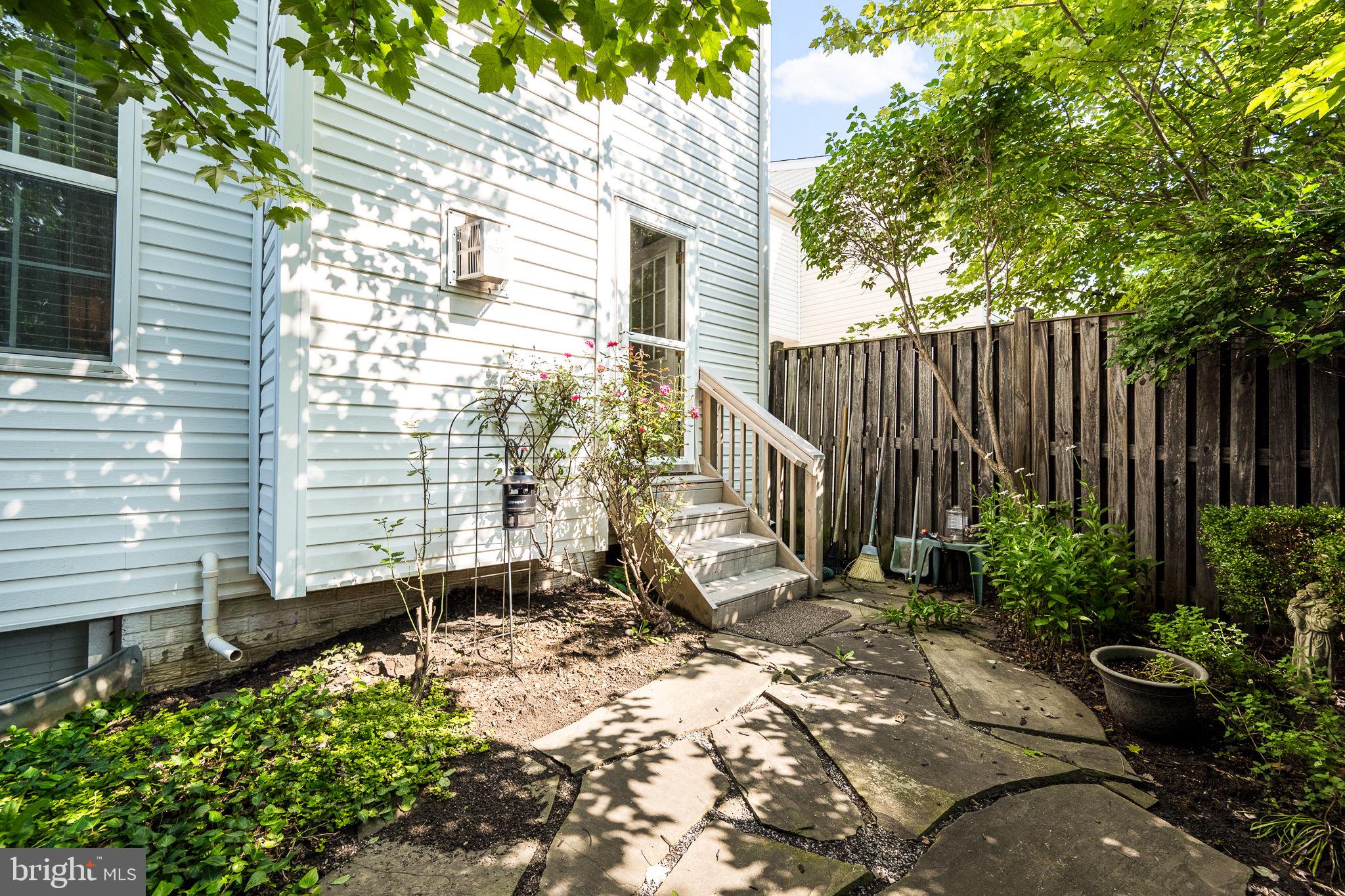 FAIRWAYS WEST - Residential