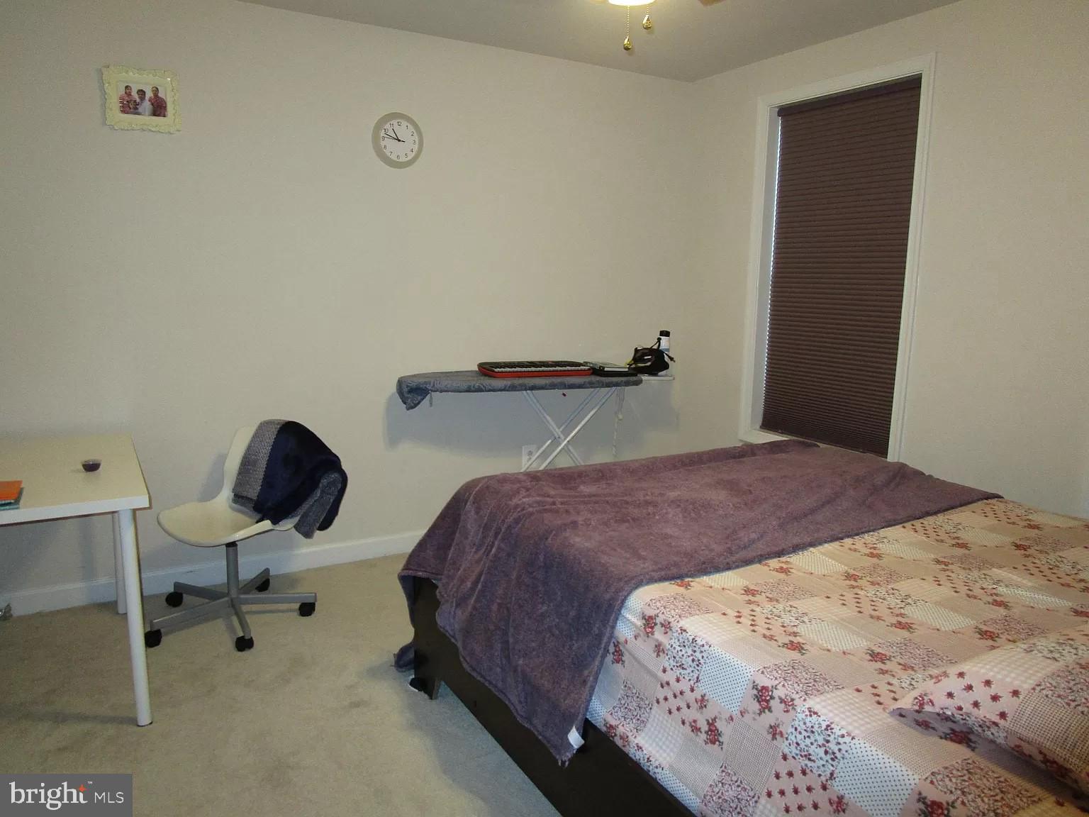 LANDSDALE - Residential Lease