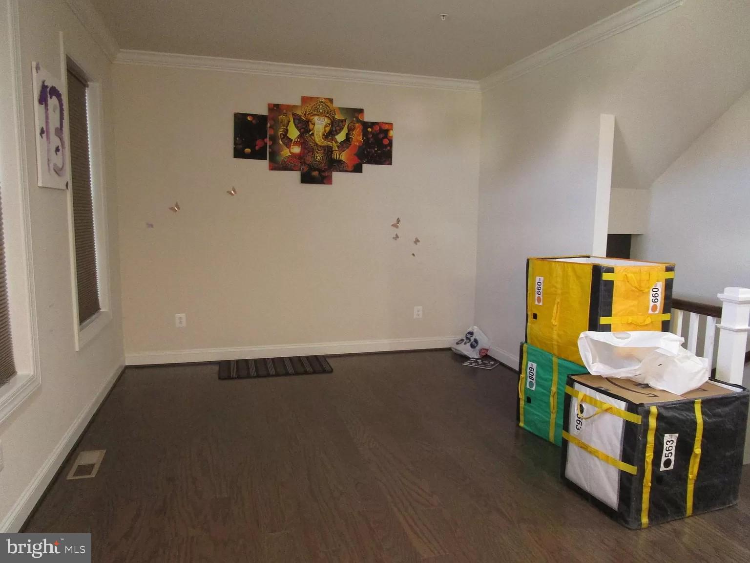 LANDSDALE - Residential Lease