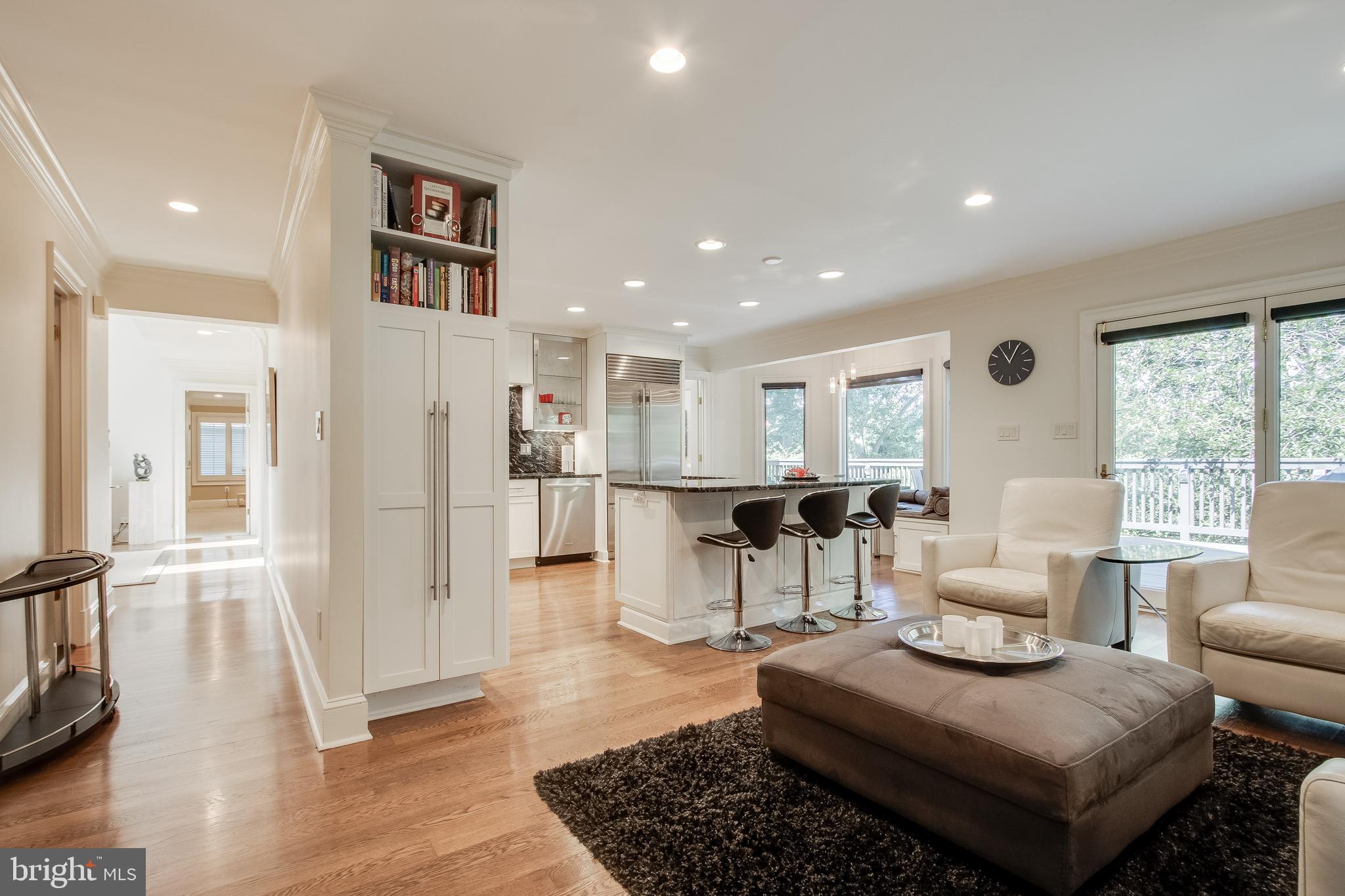 MCLEAN STATION - Residential