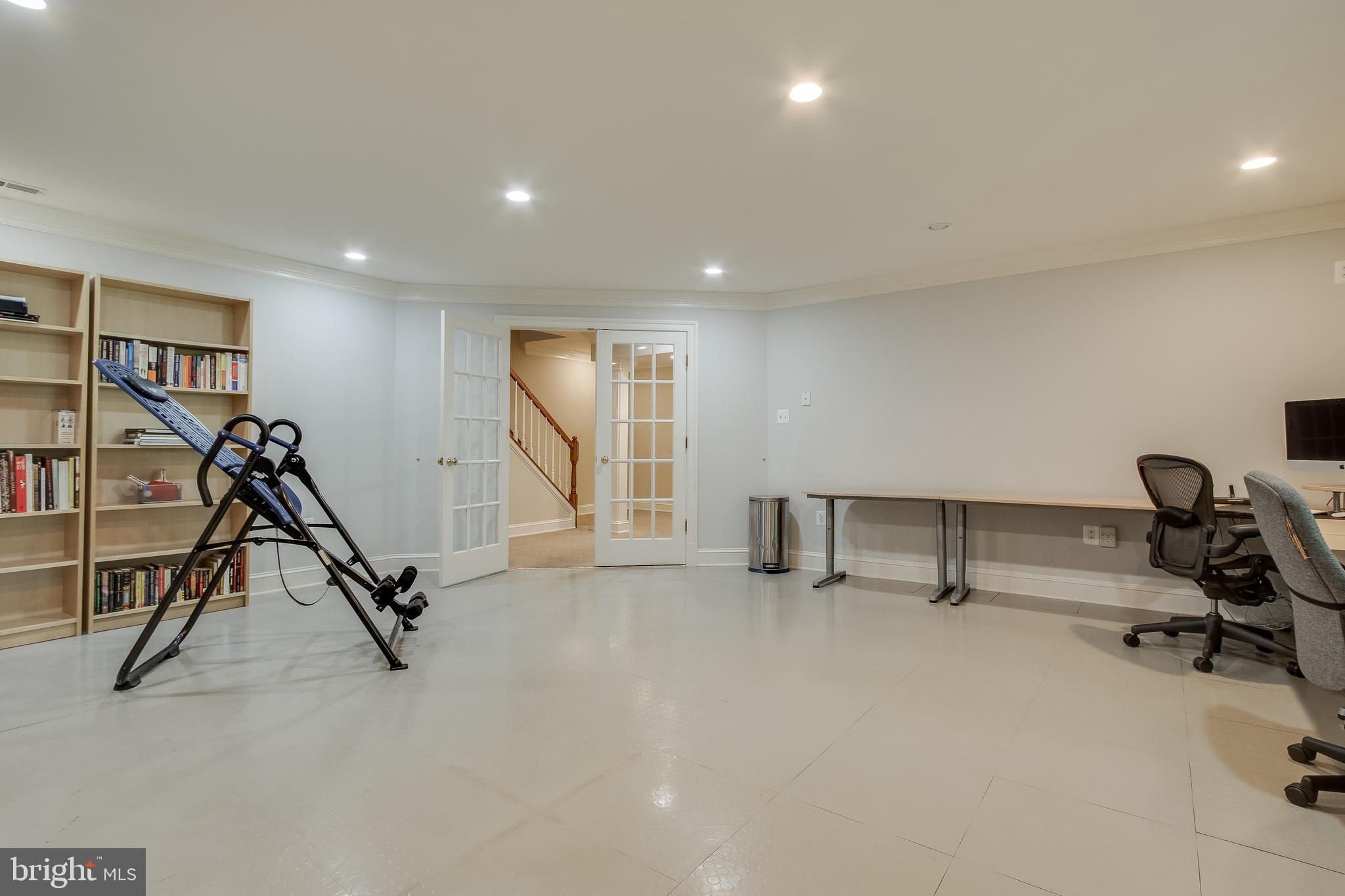 MCLEAN STATION - Residential