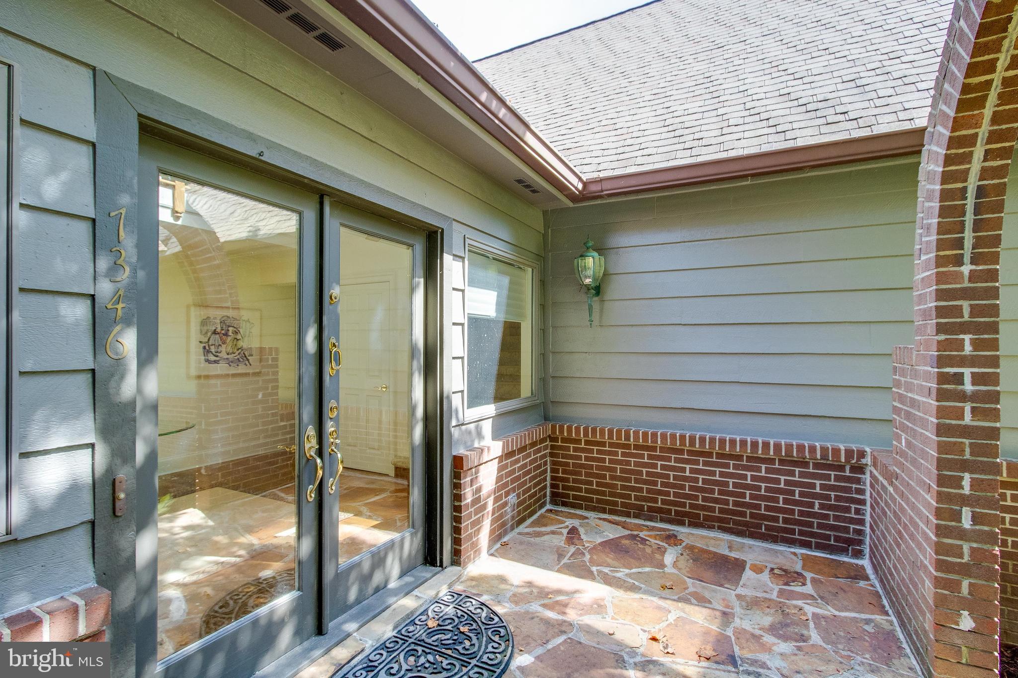 MCLEAN STATION - Residential