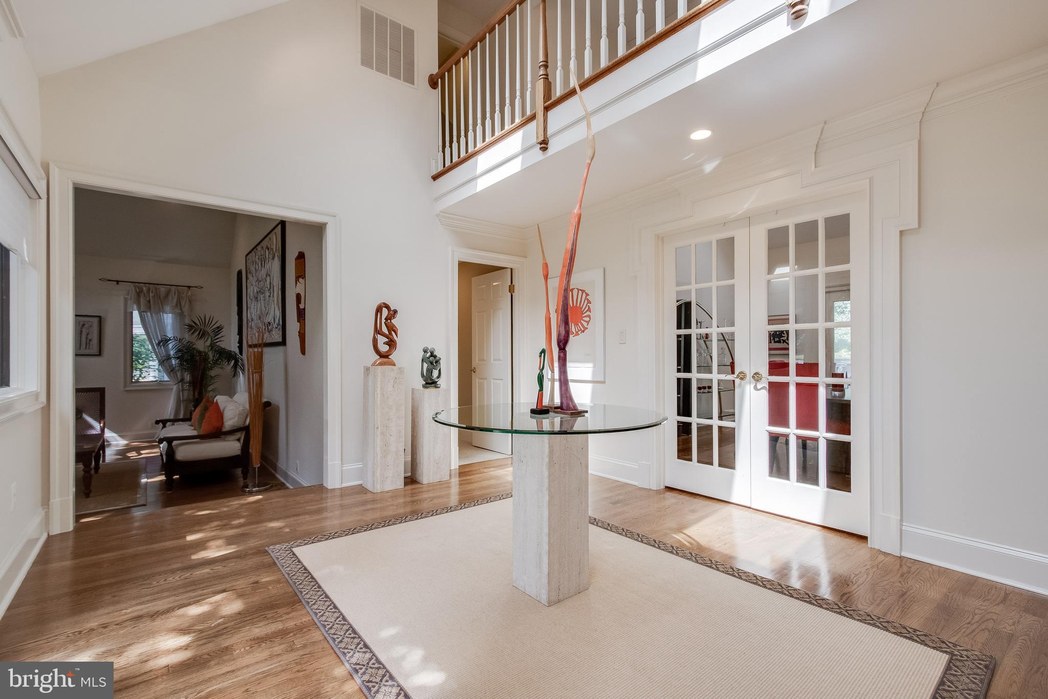 MCLEAN STATION - Residential