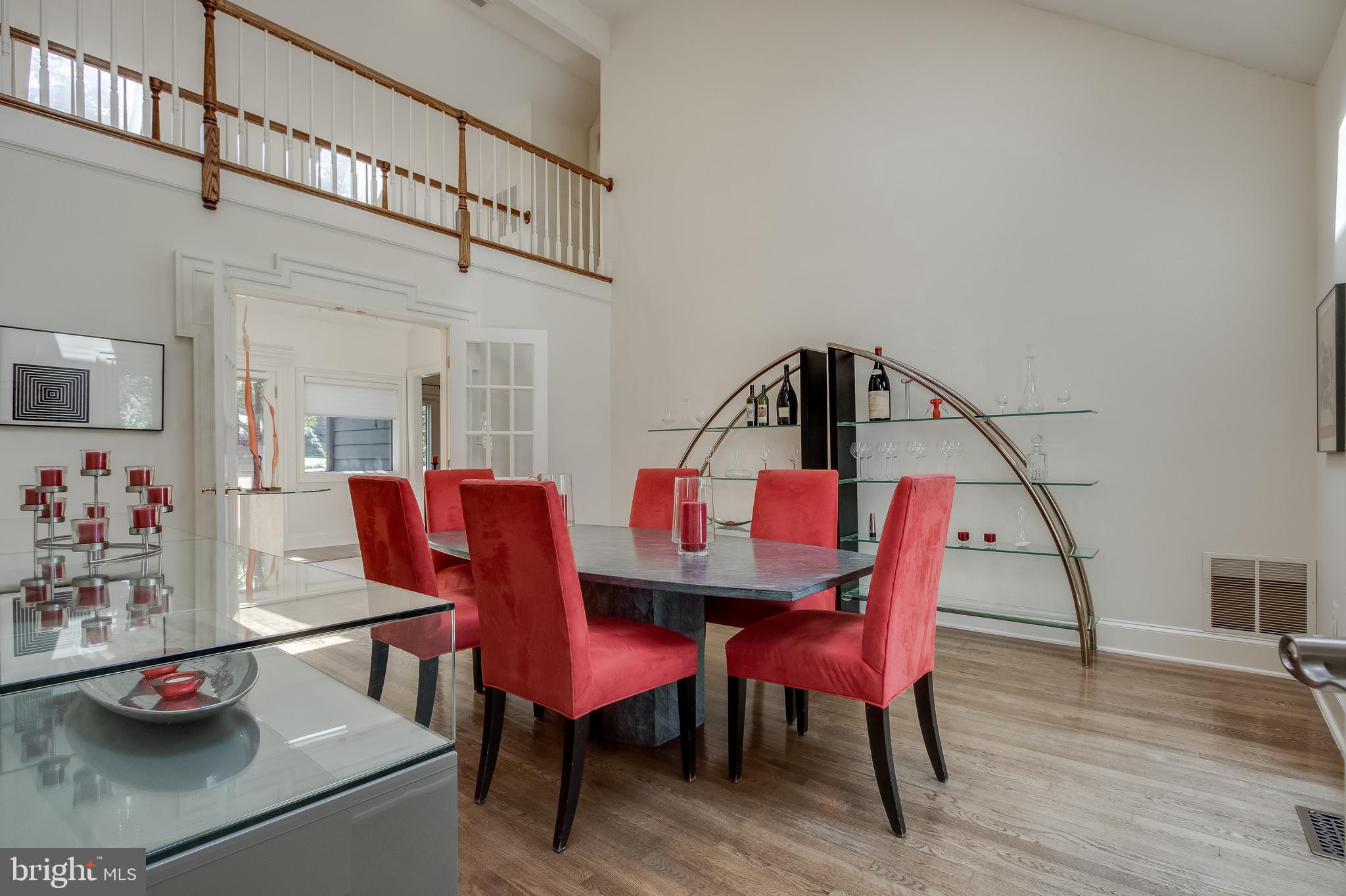 MCLEAN STATION - Residential