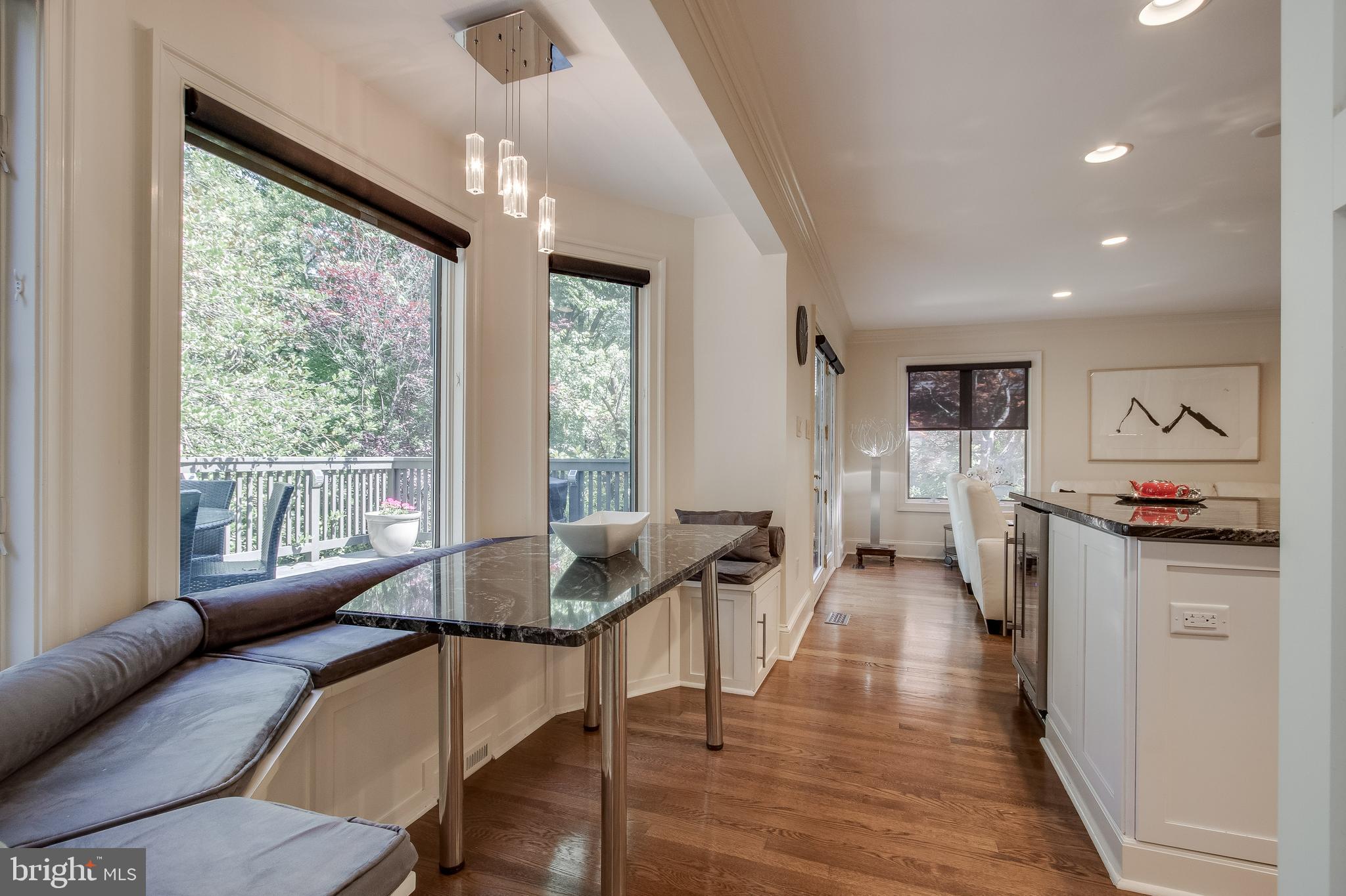 MCLEAN STATION - Residential