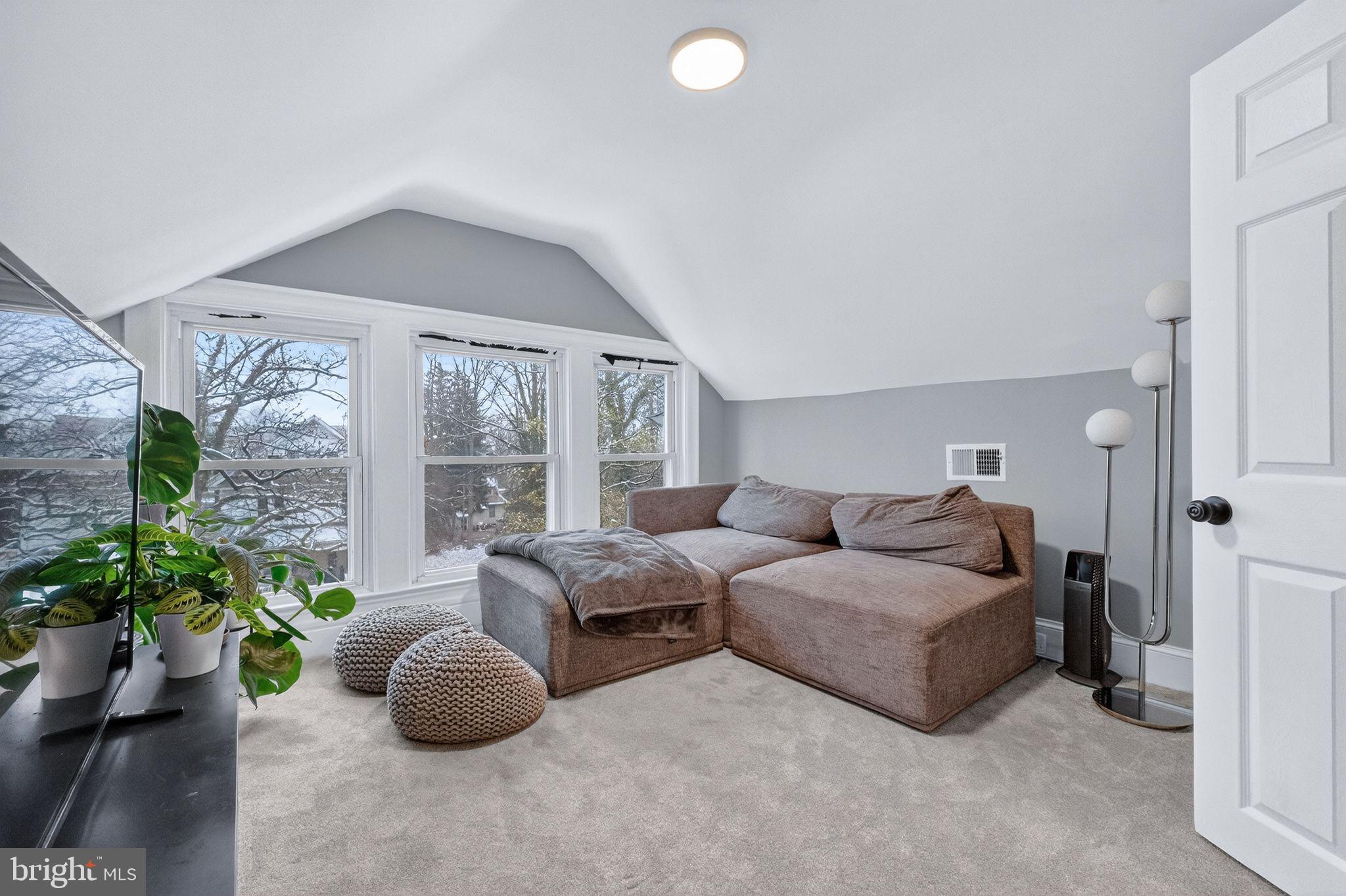 GWYNN OAK - Residential